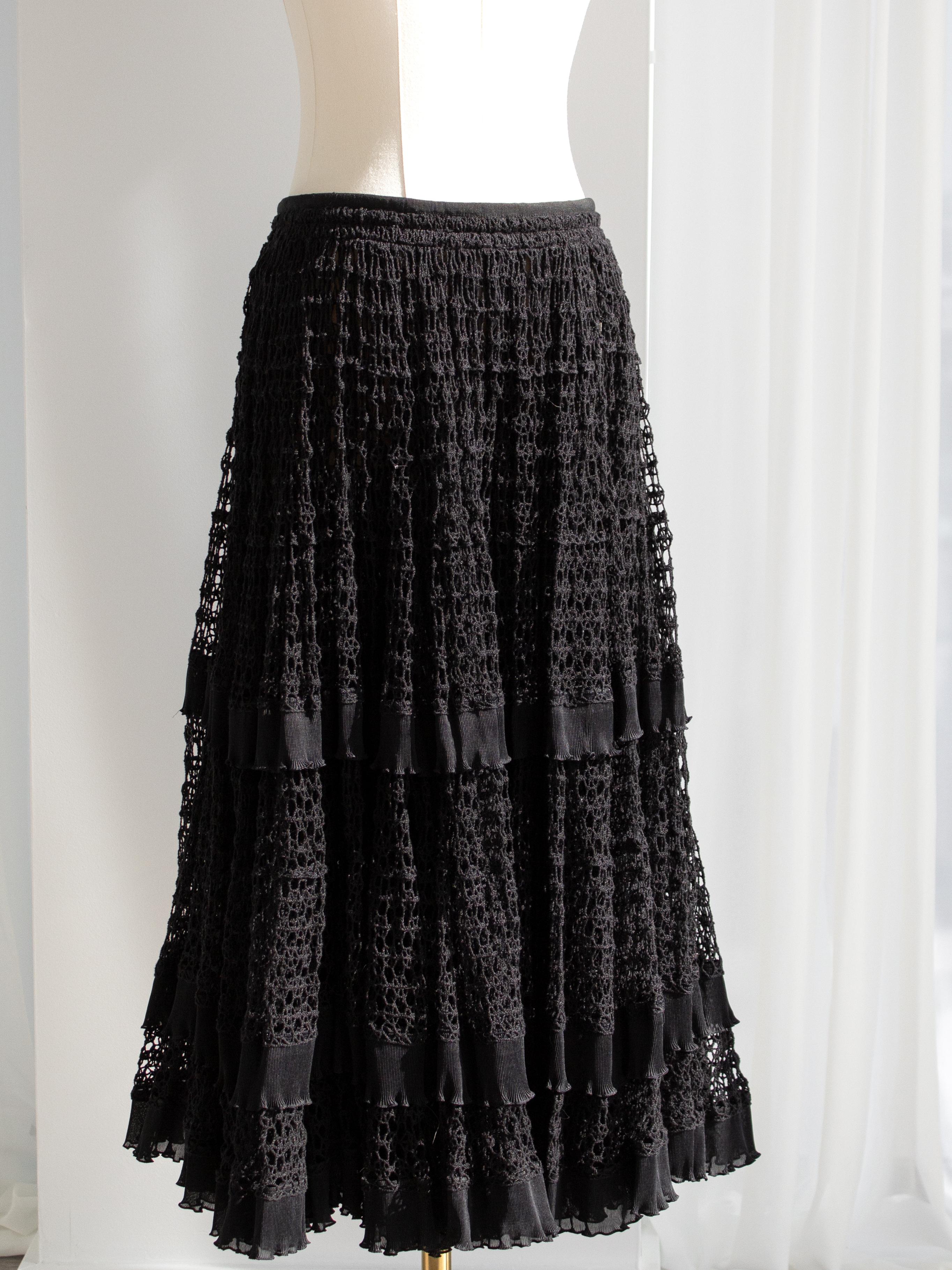 Women's Dolce & Gabbana Black Cotton Lace Tiered Crochet Full Circle Midi Skirt