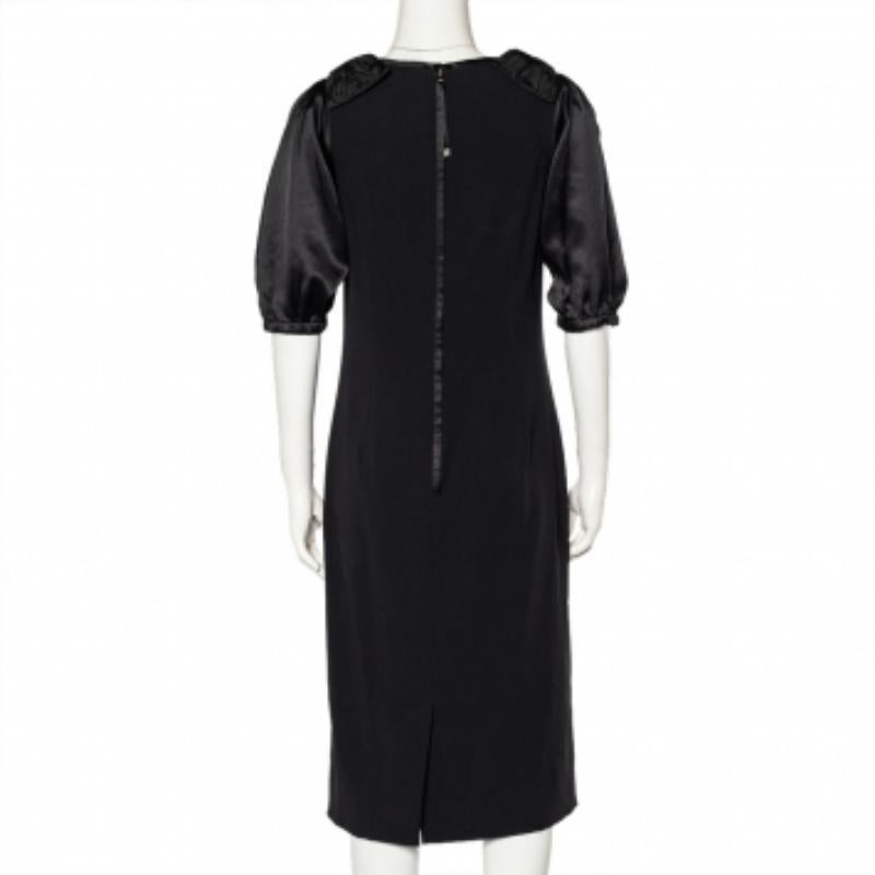Dolce & Gabbana Vestido de crepé negro con lazo M en Bueno estado para la venta en Dubai, Al Qouz 2