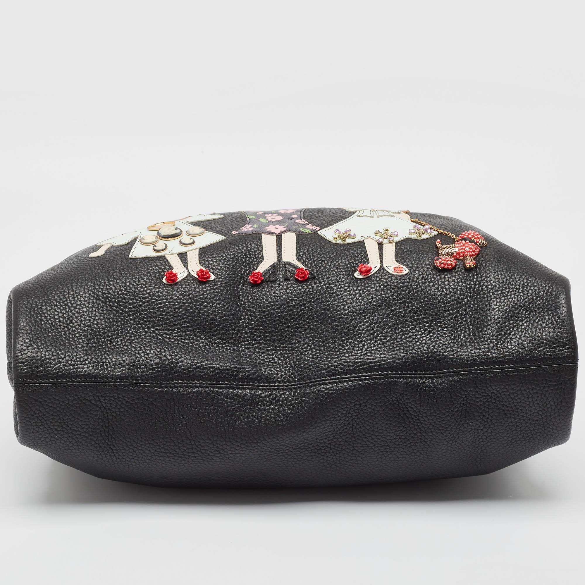 Dolce & Gabbana Schwarze Familien-Patch-Tasche aus Leder mit Kroko-prägung und Leder im Angebot 1