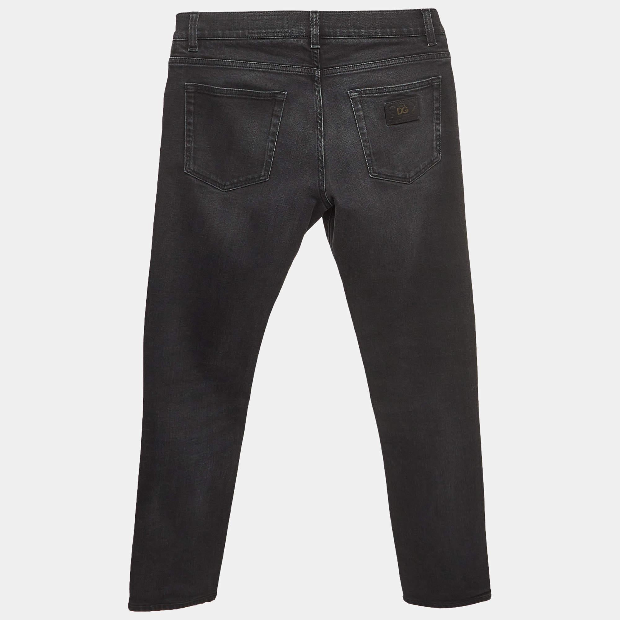 Impeccably tailored jeans are a staple in a well curated wardrobe. These designer jeans are finely sewn to give you the desired look and all day comfort.
