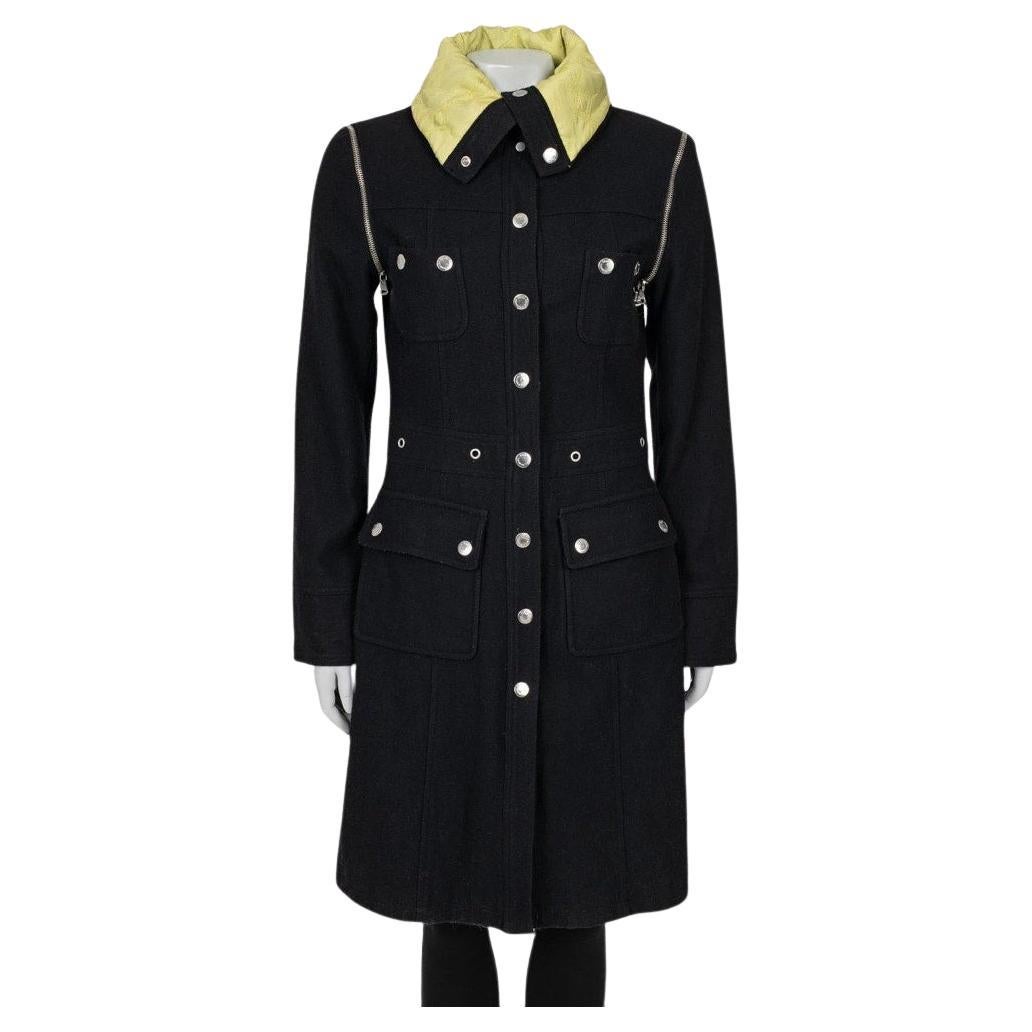 Dolce & Gabbana Schwarzer Mantel mit abnehmbaren Ärmeln - Größe 42/ M im Angebot