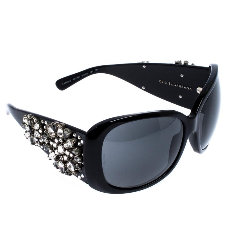 Dolce & Gabbana Black DG 4040-G Crystal Embellished Oversize Sunglasses In Good Condition In Dubai, Al Qouz 2