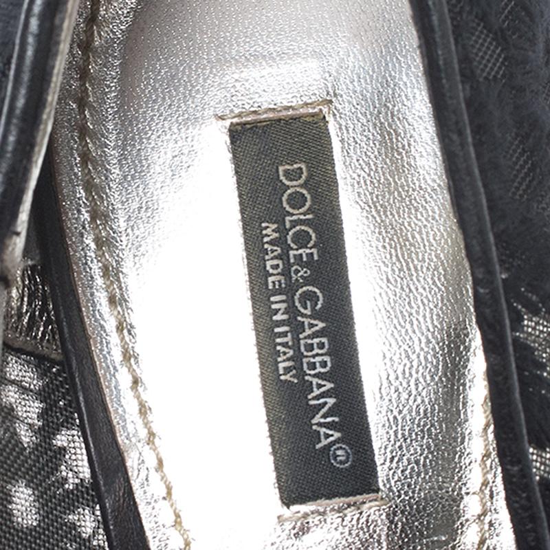 Dolce & Gabbana Black Embroidered Mesh And Leather Trim Pointed Toe Pump Size 40 For Sale 2