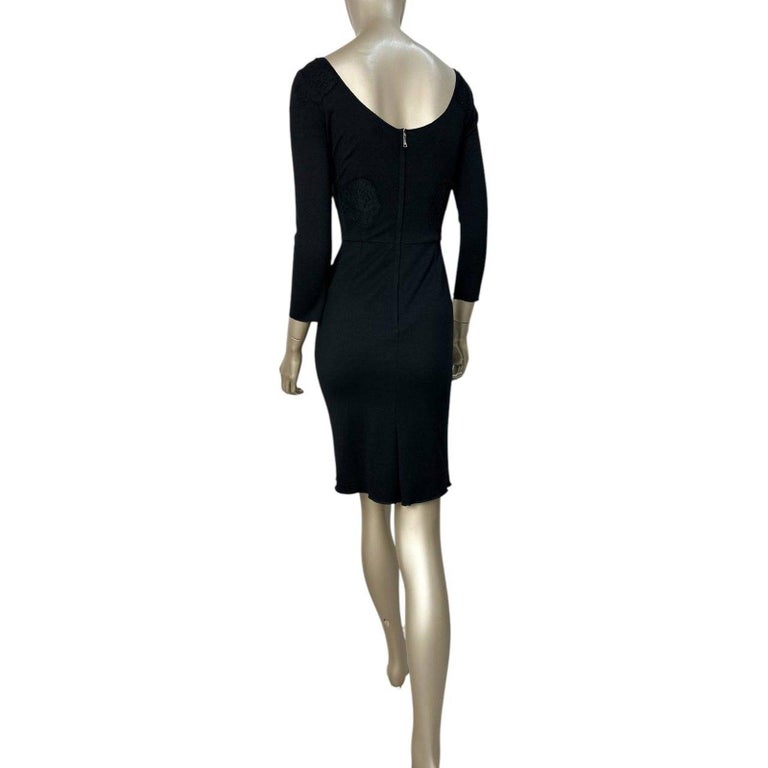 Dolce and Gabbana Black Fitted Lace Dress Sz.40 For Sale at 1stDibs