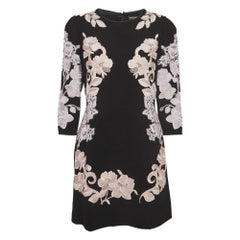 Dolce
Gabbana Black Floral Embroidered Crepe Mini Dress L Dolce
Gabbana Black Floral Embroidered Crepe Mini Dress L