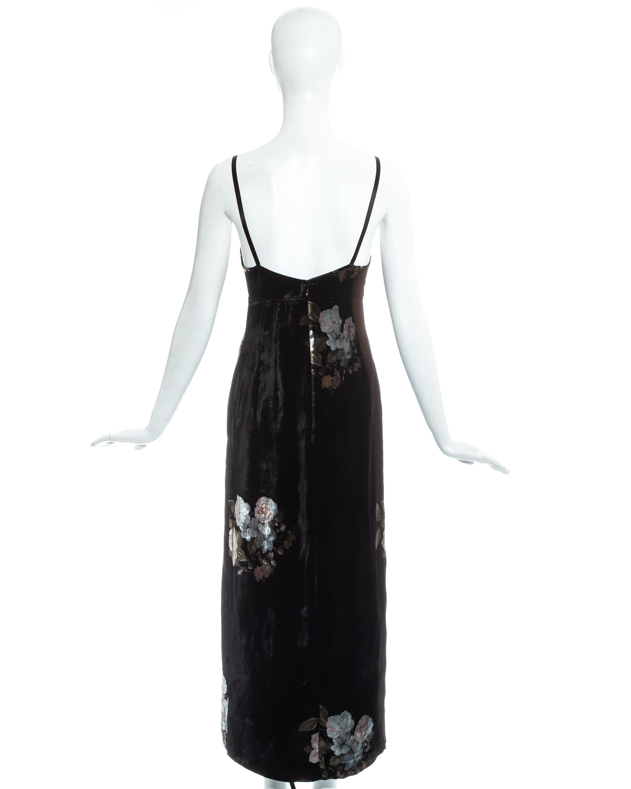 Dolce & Gabbana black floral velvet evening dress, fw 1996 In Excellent Condition For Sale In London, GB