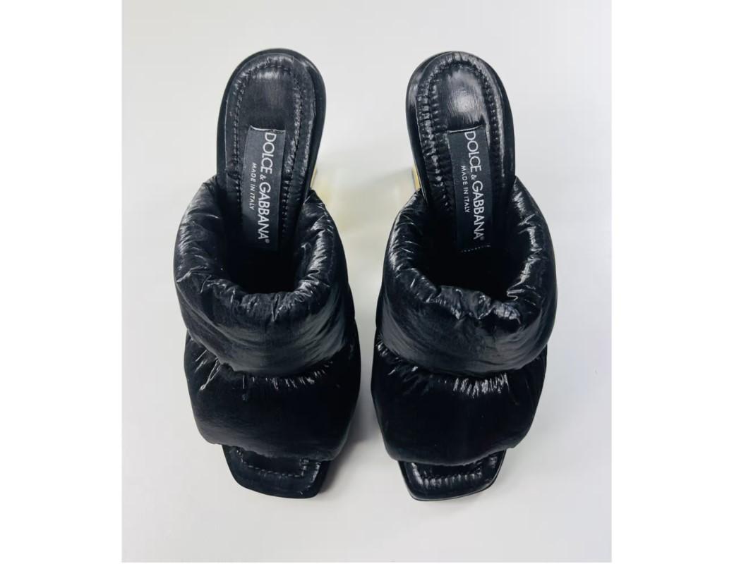 dolce and gabbana black and gold shoes