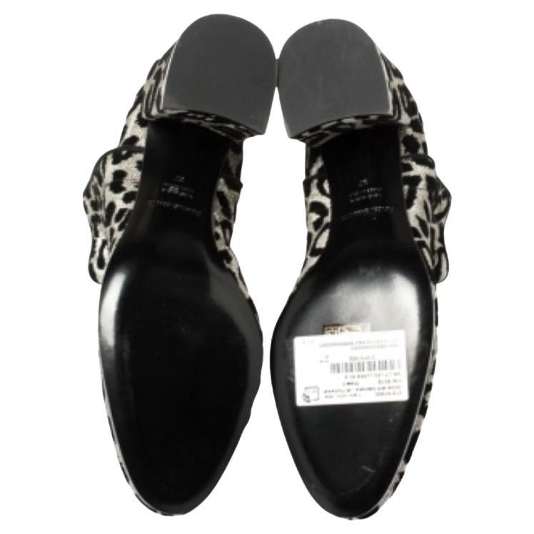 Dolce & Gabbana Black/Gold Lurex and Velvet Vally Ankle Boots Size 37 For Sale 3