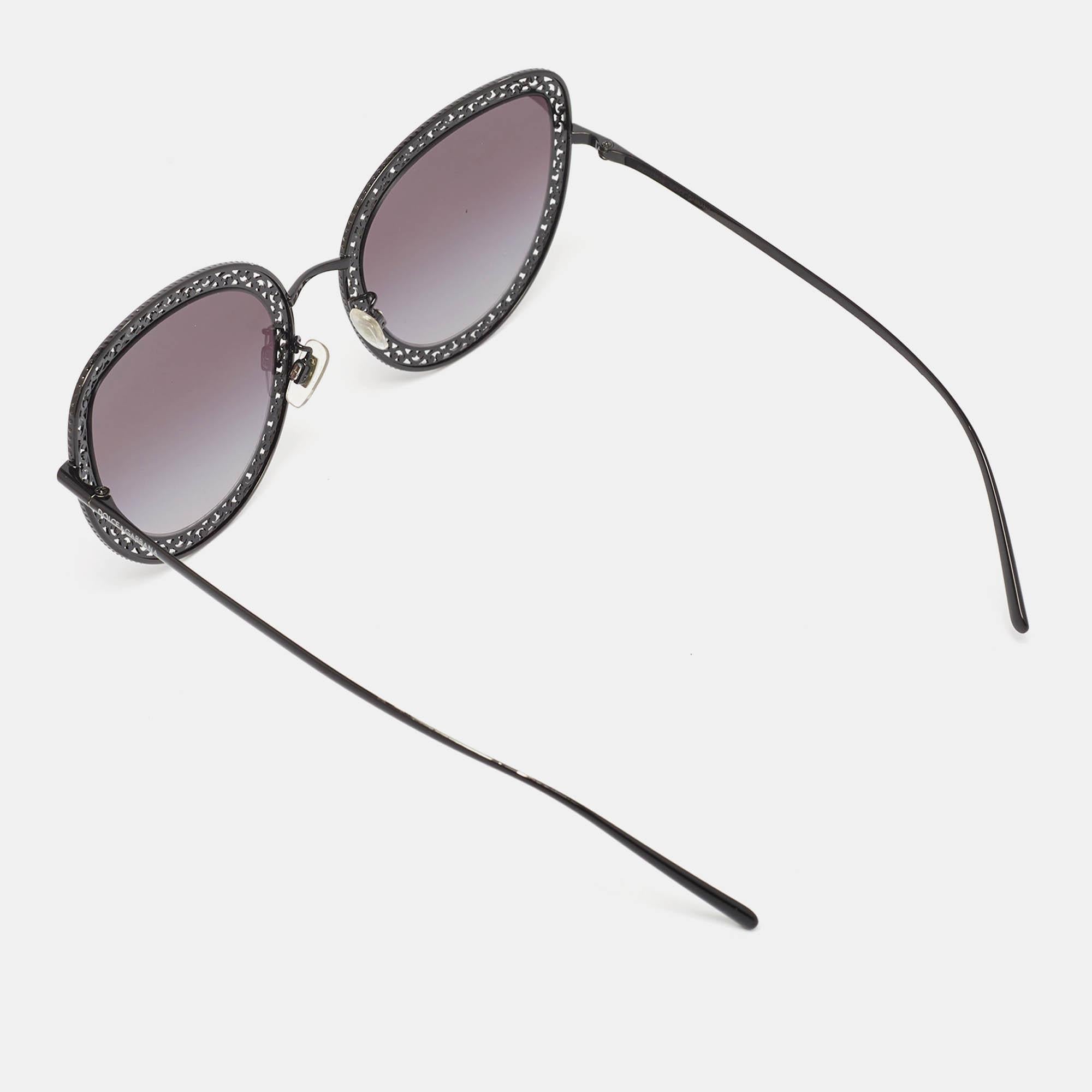 Dolce & Gabbana Black Gradient DG2226 Metal Frame Butterfly Sunglasses In Good Condition In Dubai, Al Qouz 2