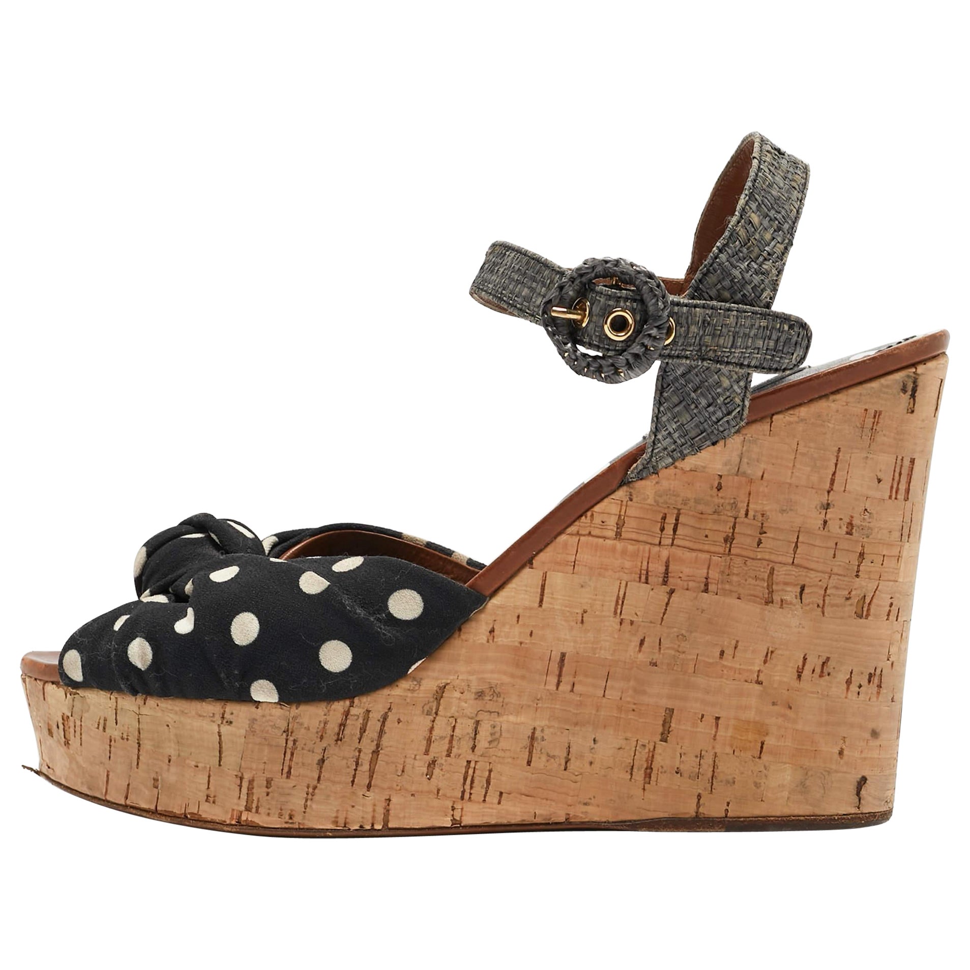 Dolce & Gabbana Sandali in sughero in tessuto e rafia a pois annodati in nero/grigio in vendita