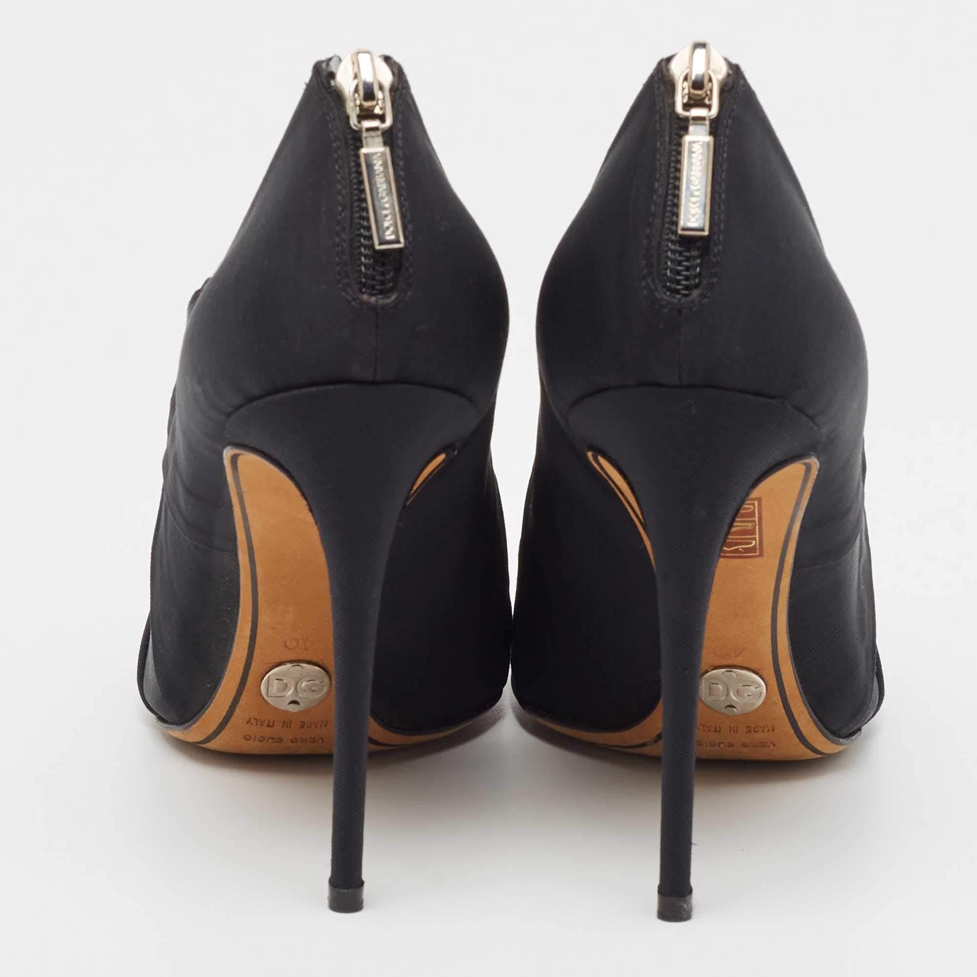 Donna Dolce & Gabbana - Stivaletti Peep Toe in grosgrain nero taglia 40 in vendita