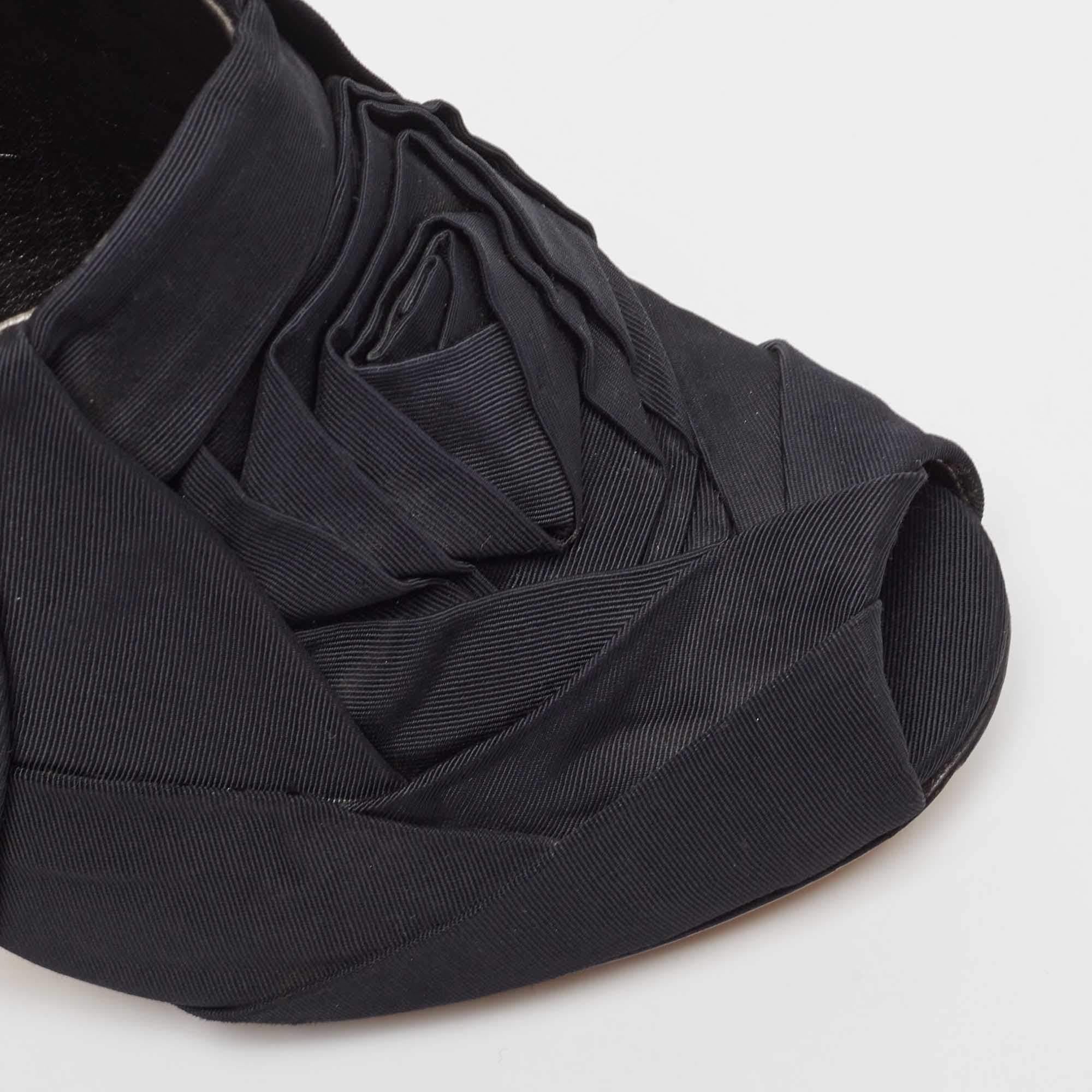 Dolce & Gabbana - Stivaletti Peep Toe in grosgrain nero taglia 40 in vendita 3