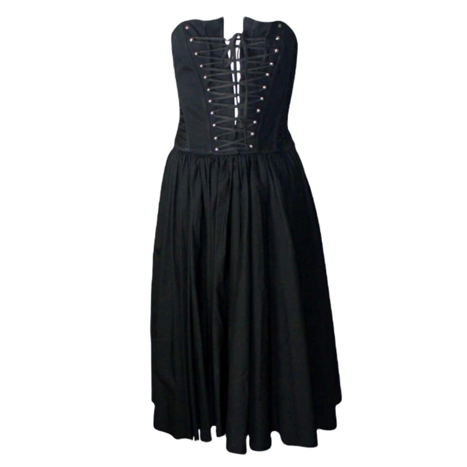 DOLCE & GABBANA Noir Corset désossé Robe en dentelle 42 en vente