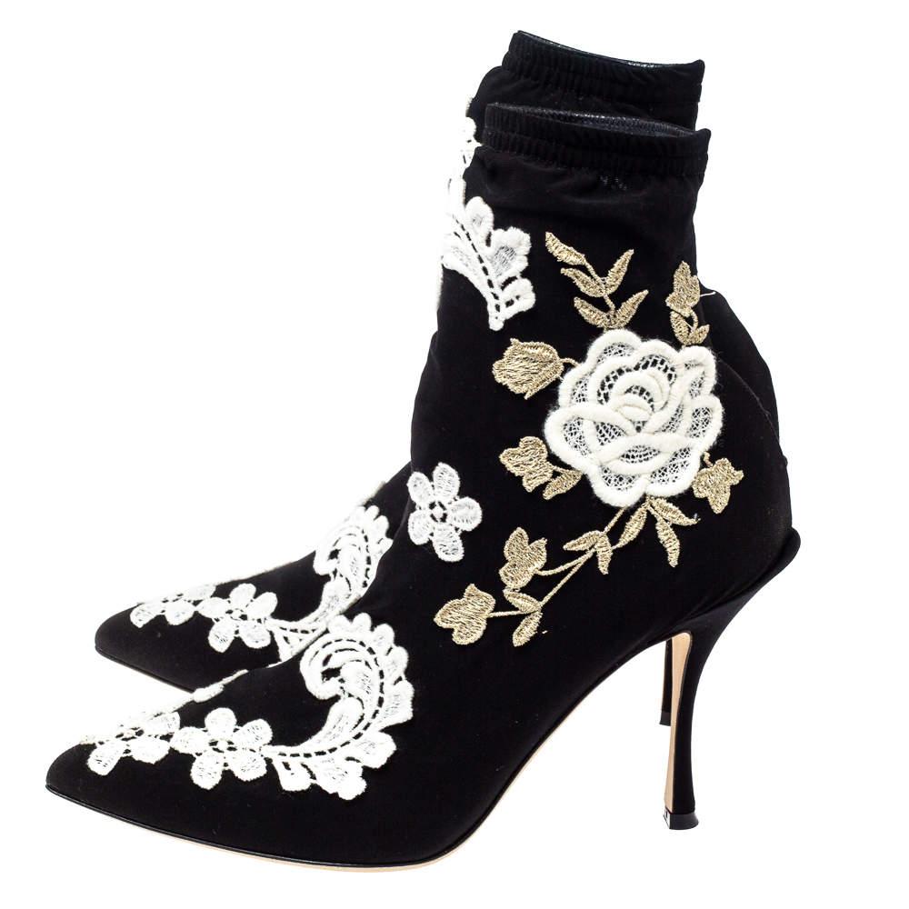 Dolce & Gabbana Black Jersey Flower Embroidered Stretch Booties Size 37 In New Condition For Sale In Dubai, Al Qouz 2