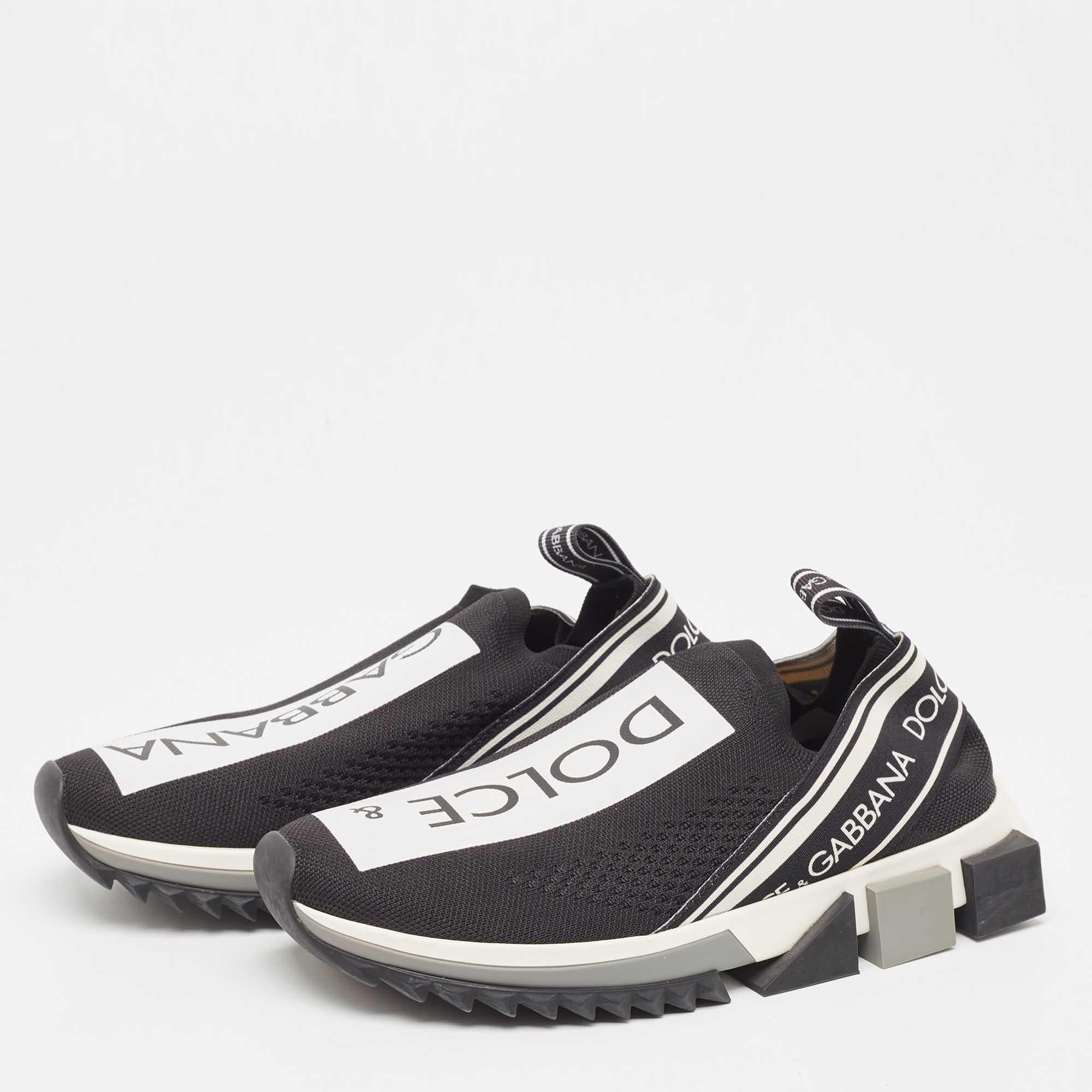 Let these popular Sorrento slip-on sneakers from Dolce & Gabbana be your style partner for days when you have to spend long hours outdoors. They are crafted from knit fabric and added with logo tape on the counters, bold brand labeling on the vamps,
