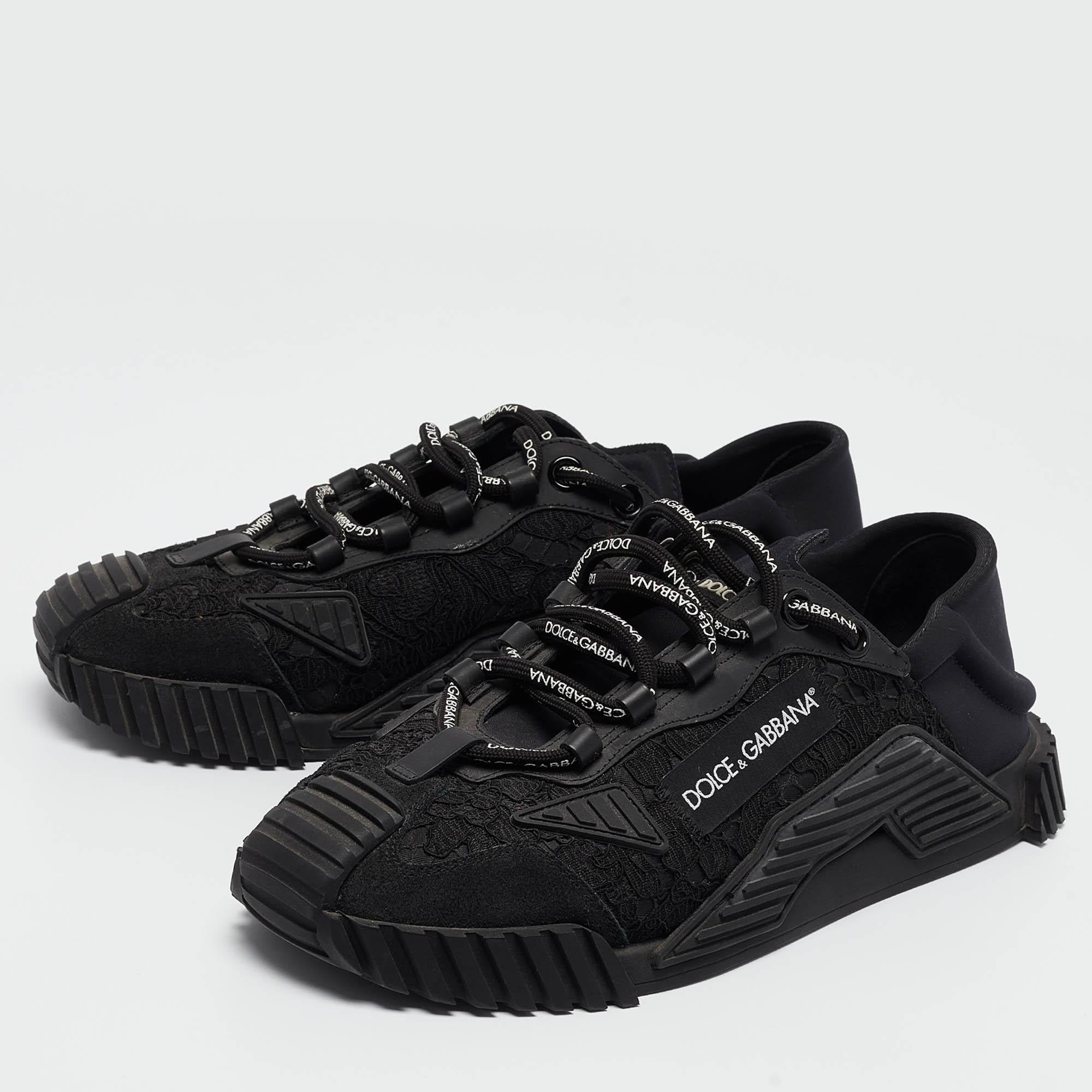 Elevate your footwear game with these designer sneakers. Combining high end aesthetics and unmatched comfort these sneakers are a symbol of modern luxury and impeccable taste.