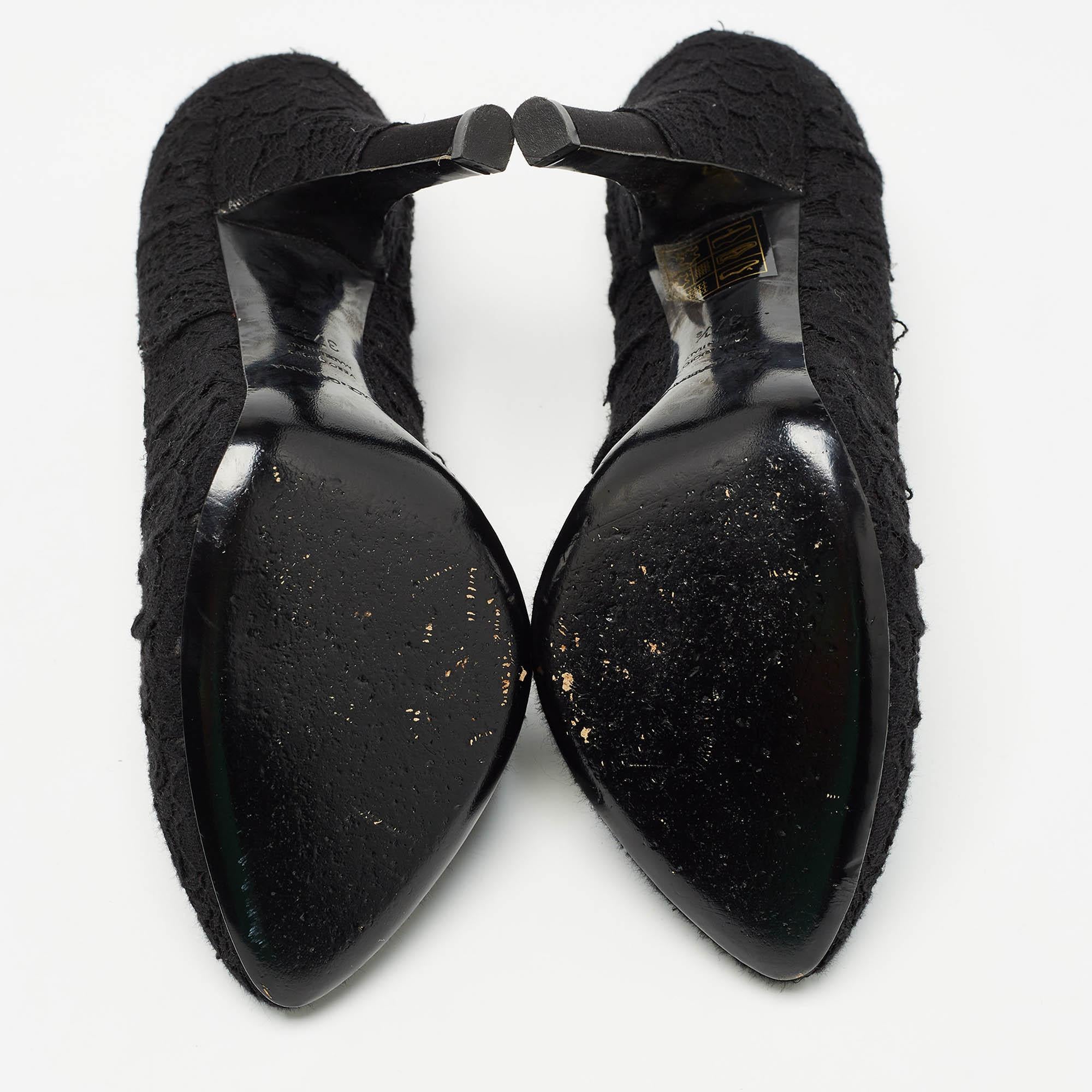 Dolce & Gabbana Black Lace and Satin Round Toe Pumps Size 37.5 For Sale 2