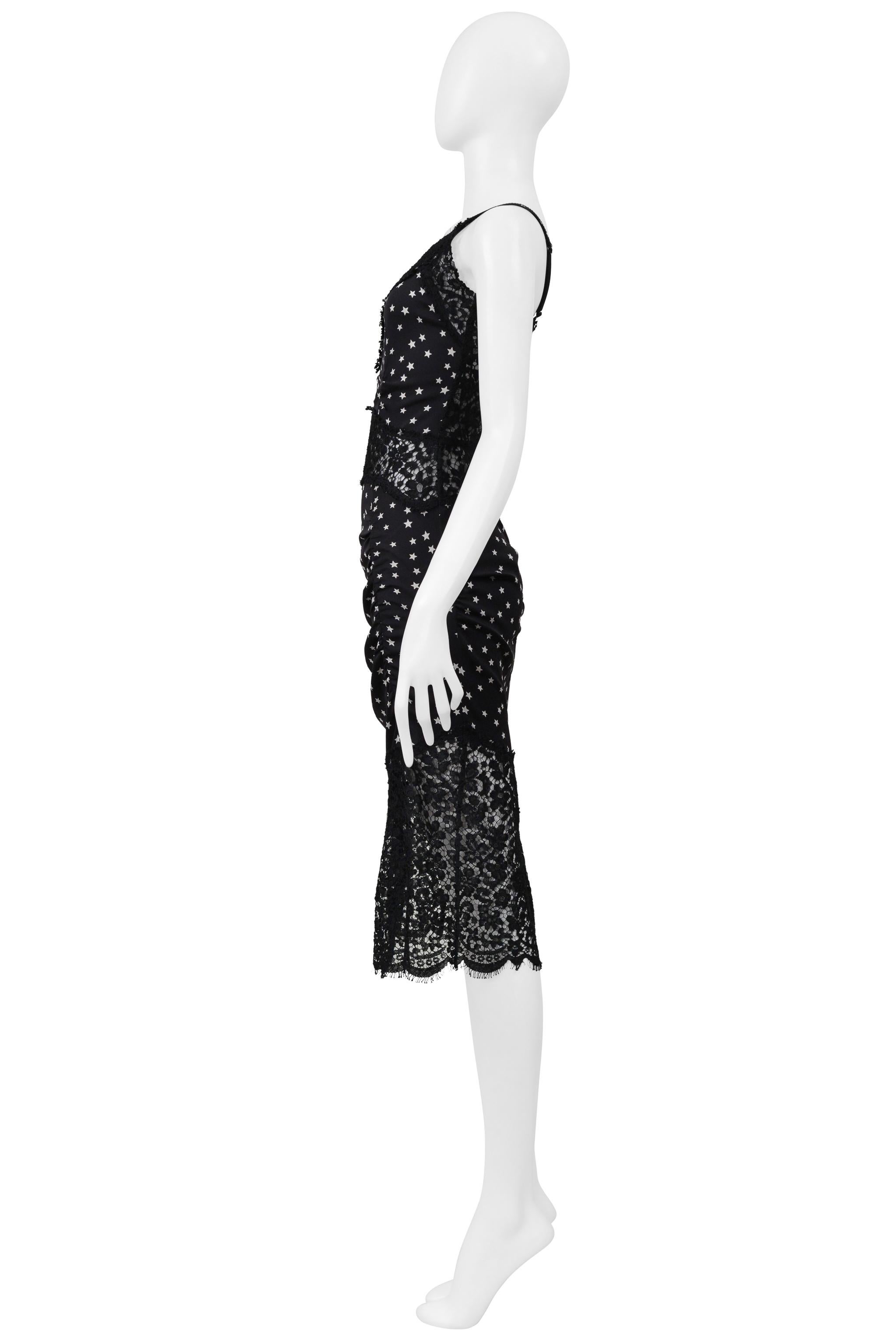 Dolce & Gabbana Black Lace Dress With Star Print 2011 im Zustand „Hervorragend“ im Angebot in Los Angeles, CA