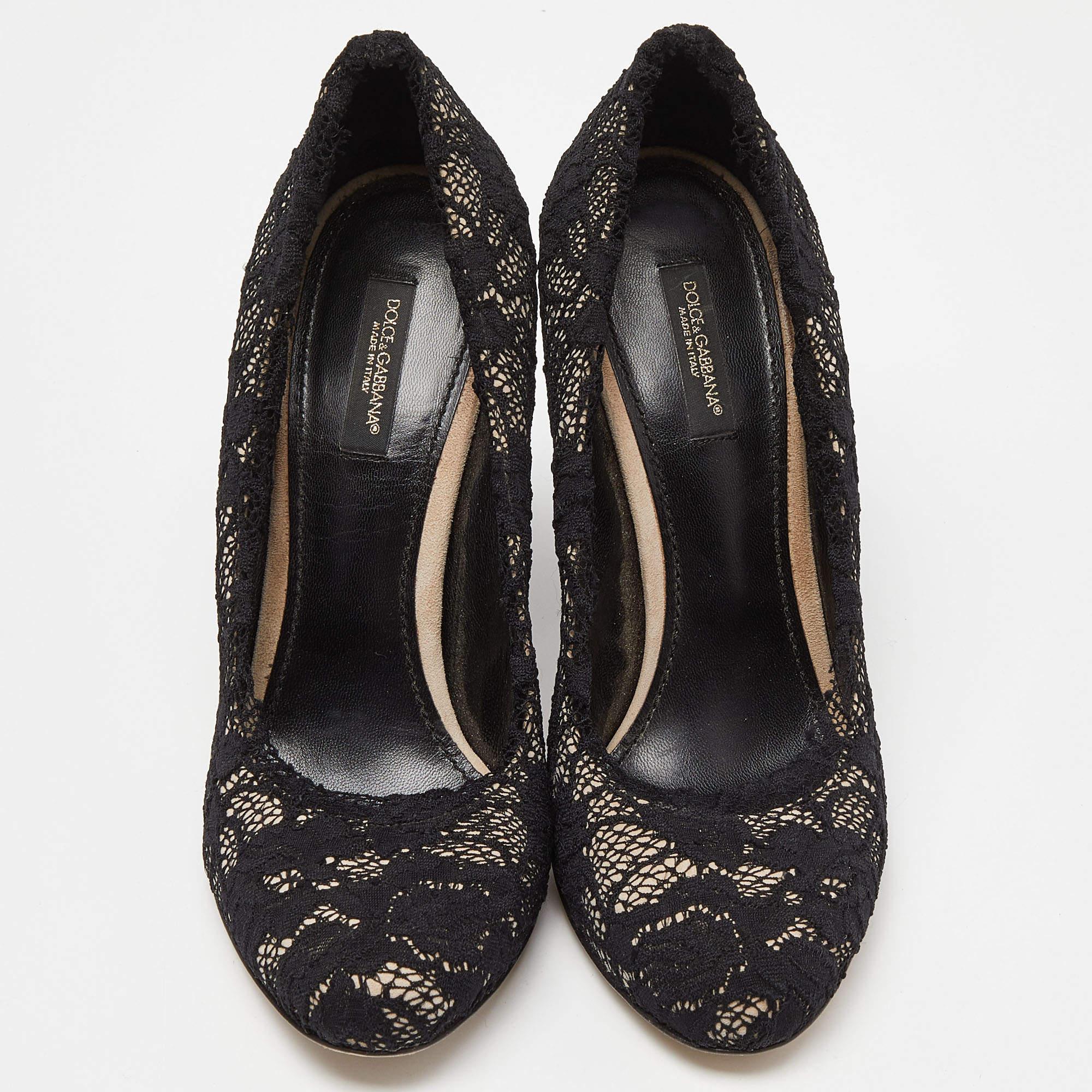 Nero Dolce & Gabbana - Pompe con punta rotonda in pizzo nero misura 37.5 in vendita
