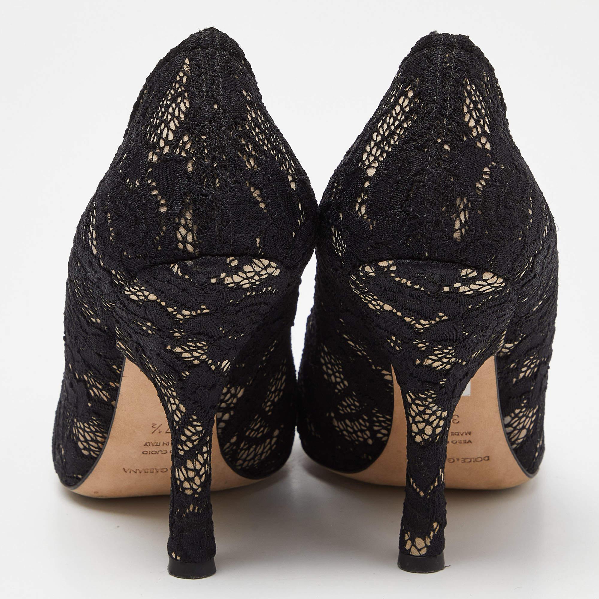 Donna Dolce & Gabbana - Pompe con punta rotonda in pizzo nero misura 37.5 in vendita