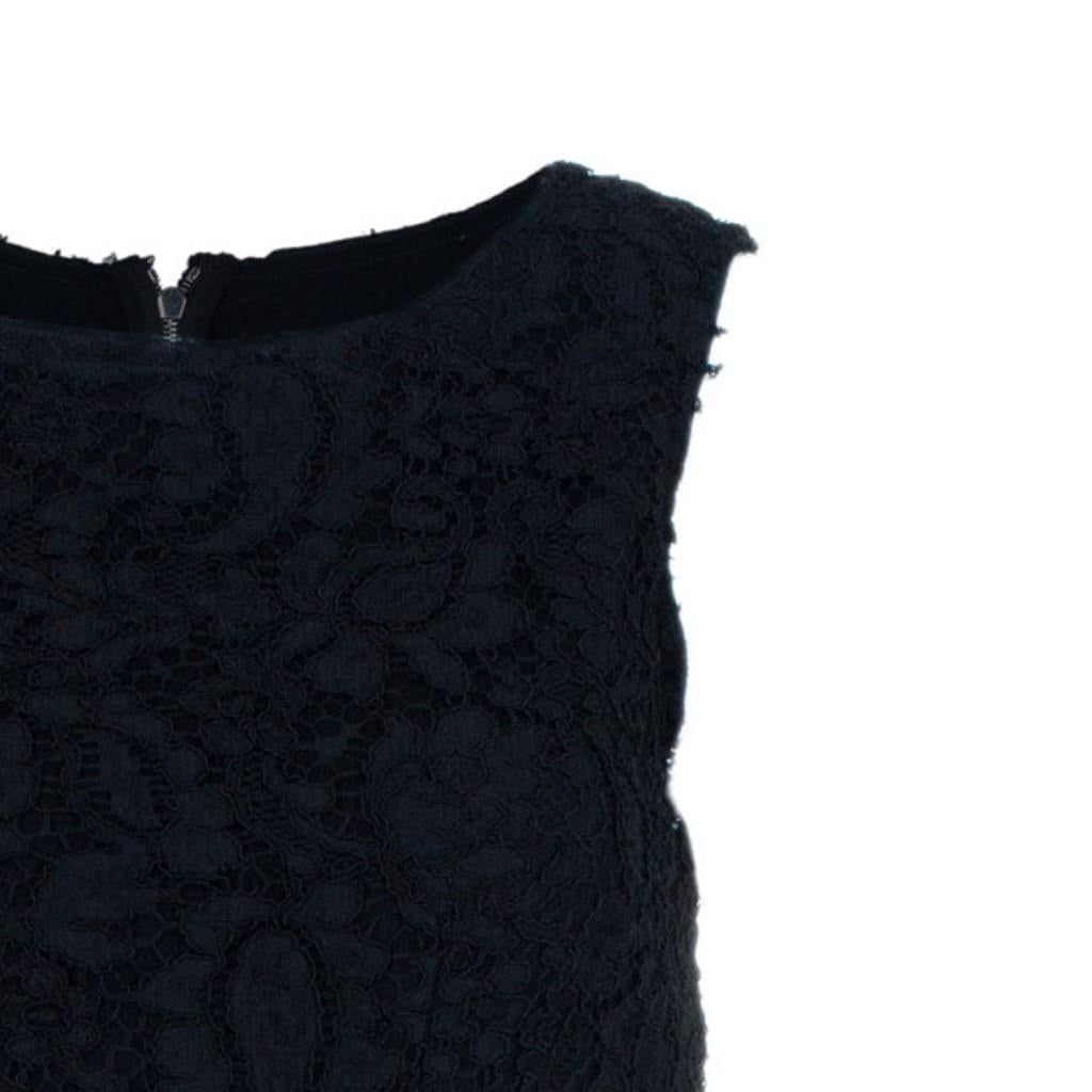 Dolce & Gabbana Black Lace Shift Dress M In Excellent Condition In Dubai, Al Qouz 2