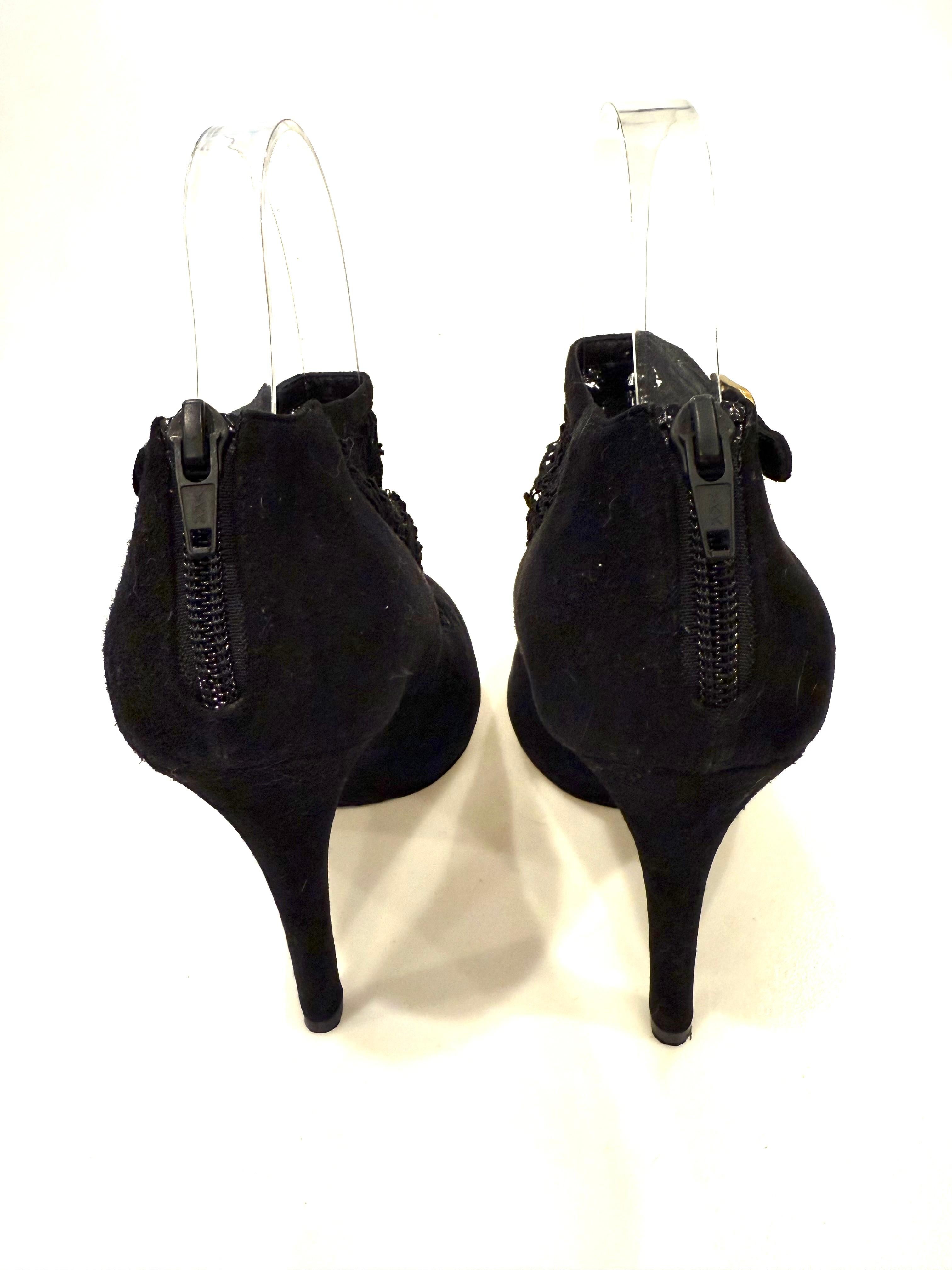 Dolce & Gabbana Black Lace & Suede Ankle Booties — Fall/Winter 2011  Size 38.5 For Sale 1
