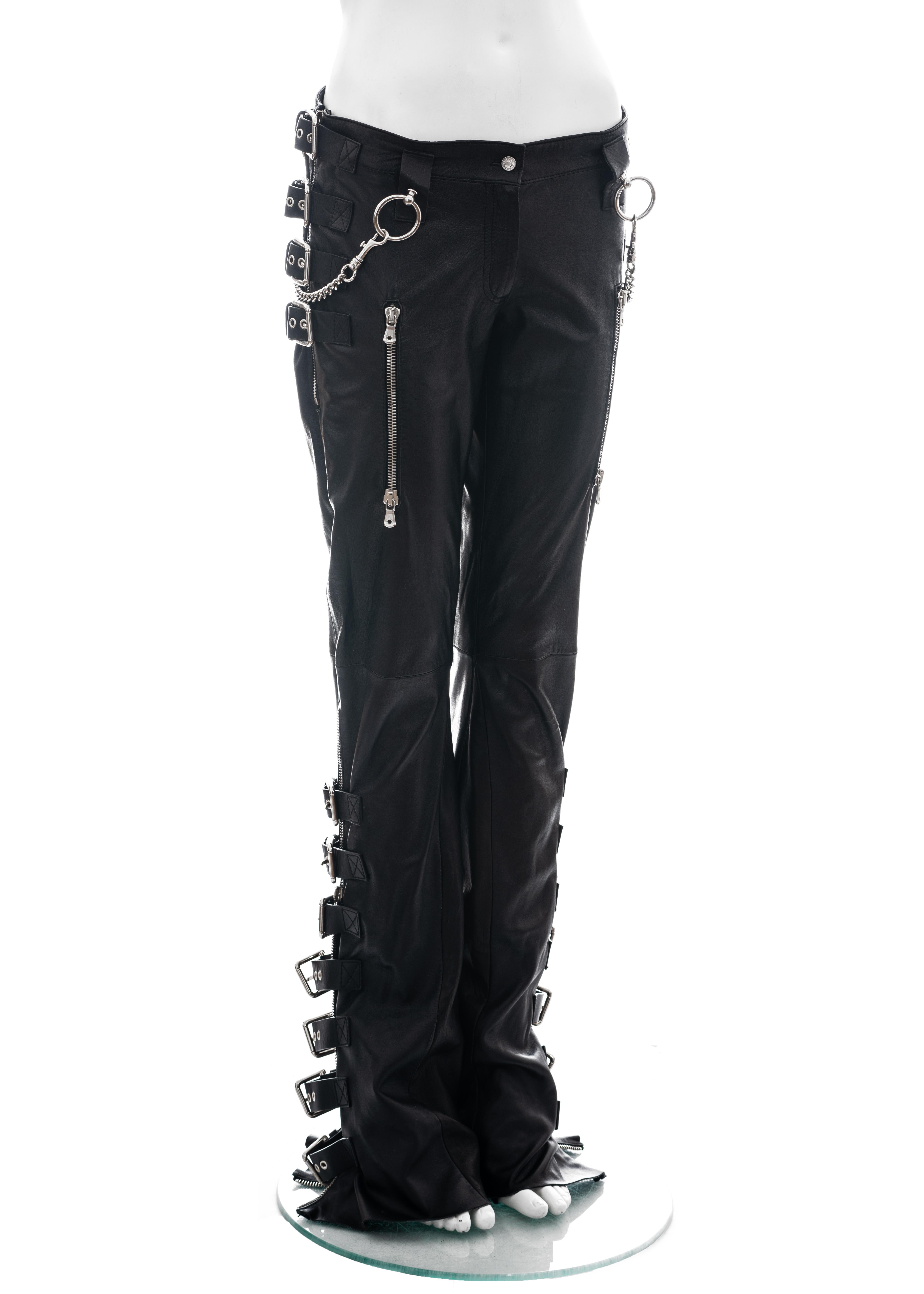 Dolce & Gabbana black lambskin leather pants with buckles and chains, ss 2003 In Excellent Condition In London, GB