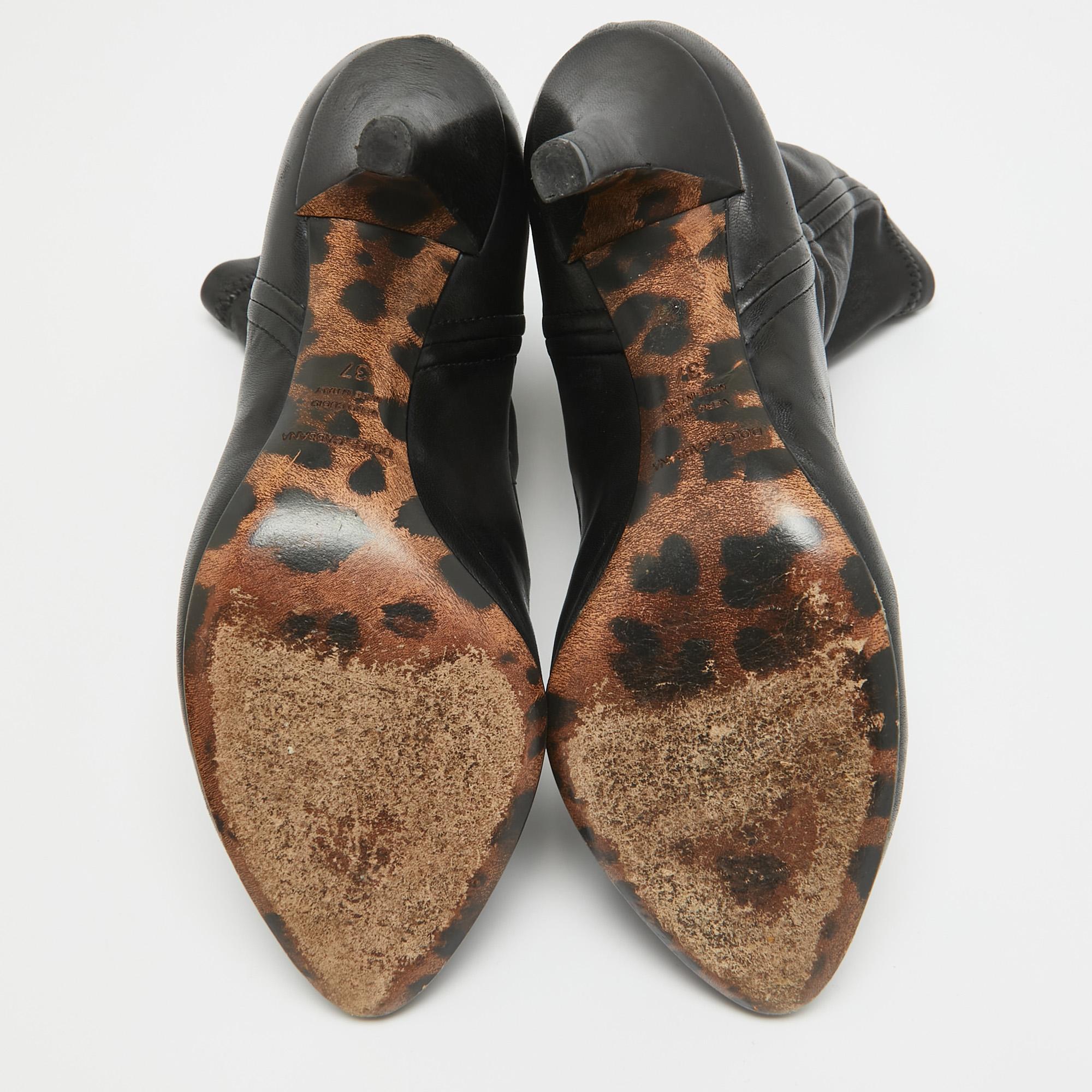 Dolce & Gabbana Black Leather Ankle Boots Size 37 For Sale 2