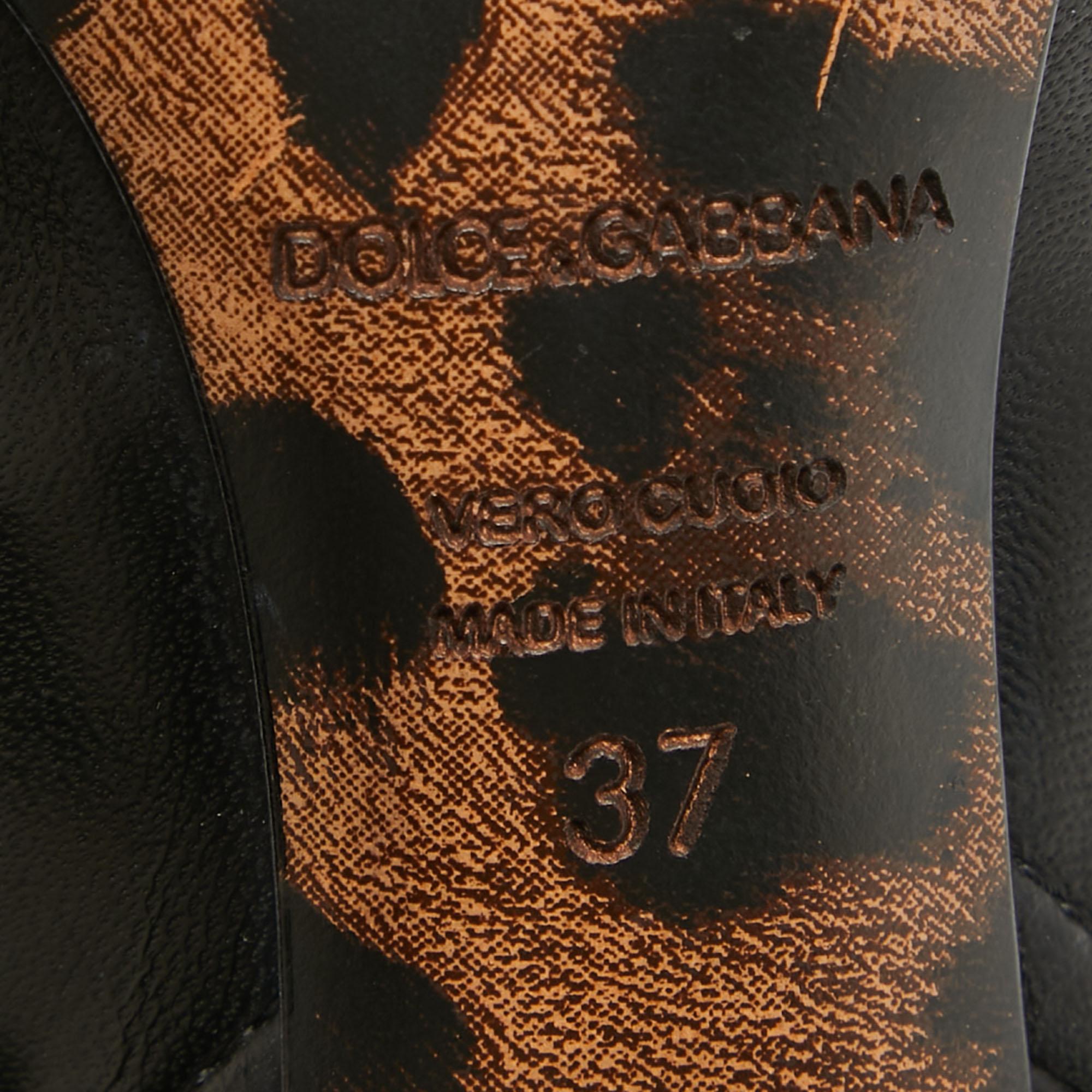 Dolce & Gabbana Black Leather Ankle Boots Size 37 For Sale 4