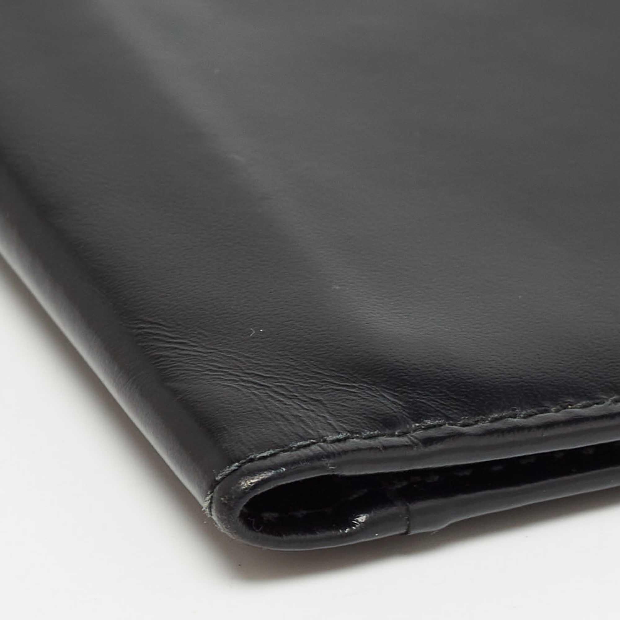 Dolce & Gabbana Black Leather Bifold Card Holder For Sale 4