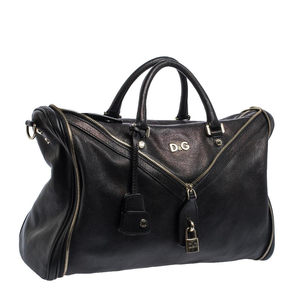 Dolce & Gabbana Black Leather Boston Bag In Good Condition In Dubai, Al Qouz 2