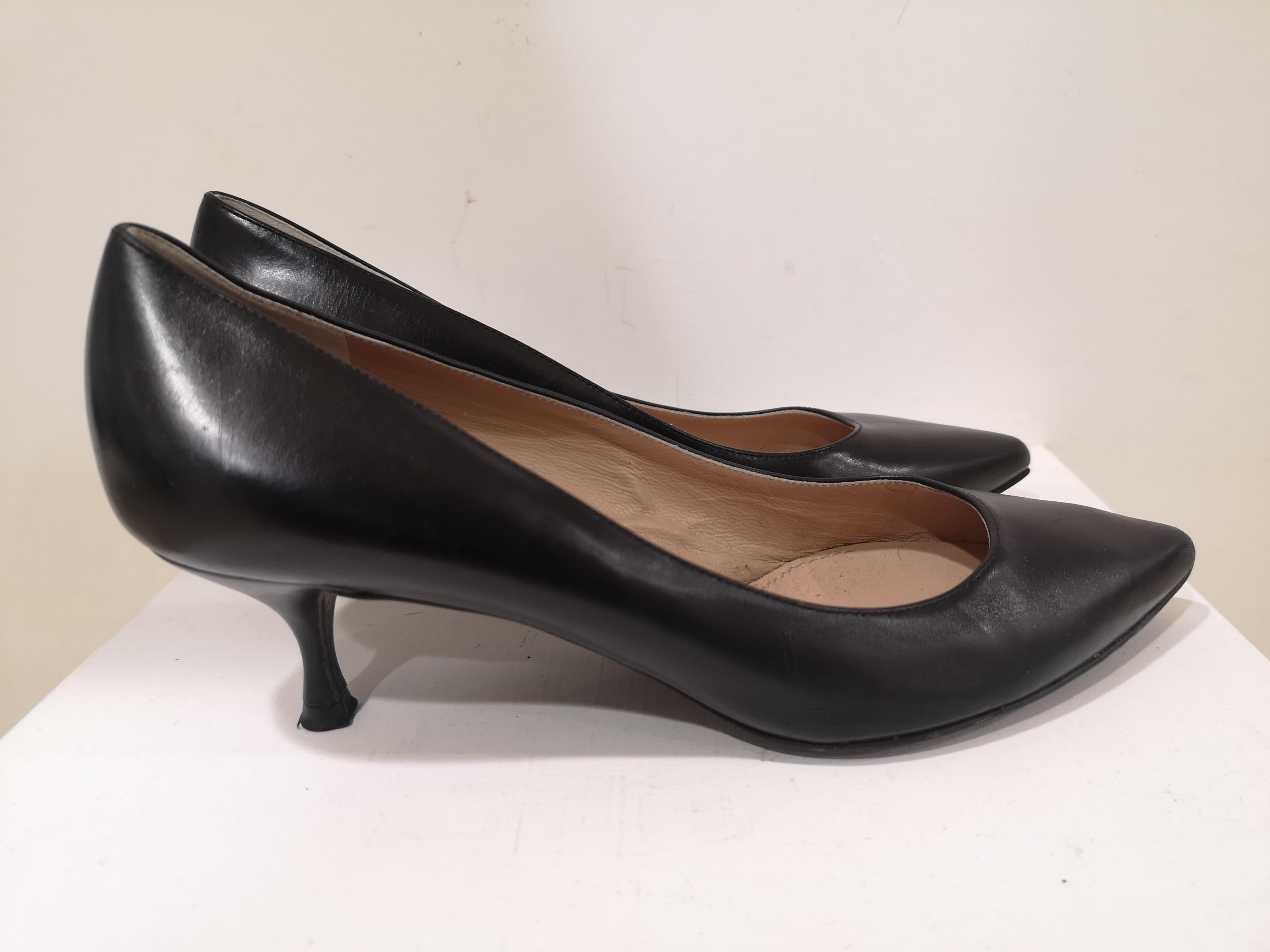 Dolce & Gabbana black leather decollete / shoes In Good Condition For Sale In Capri, IT