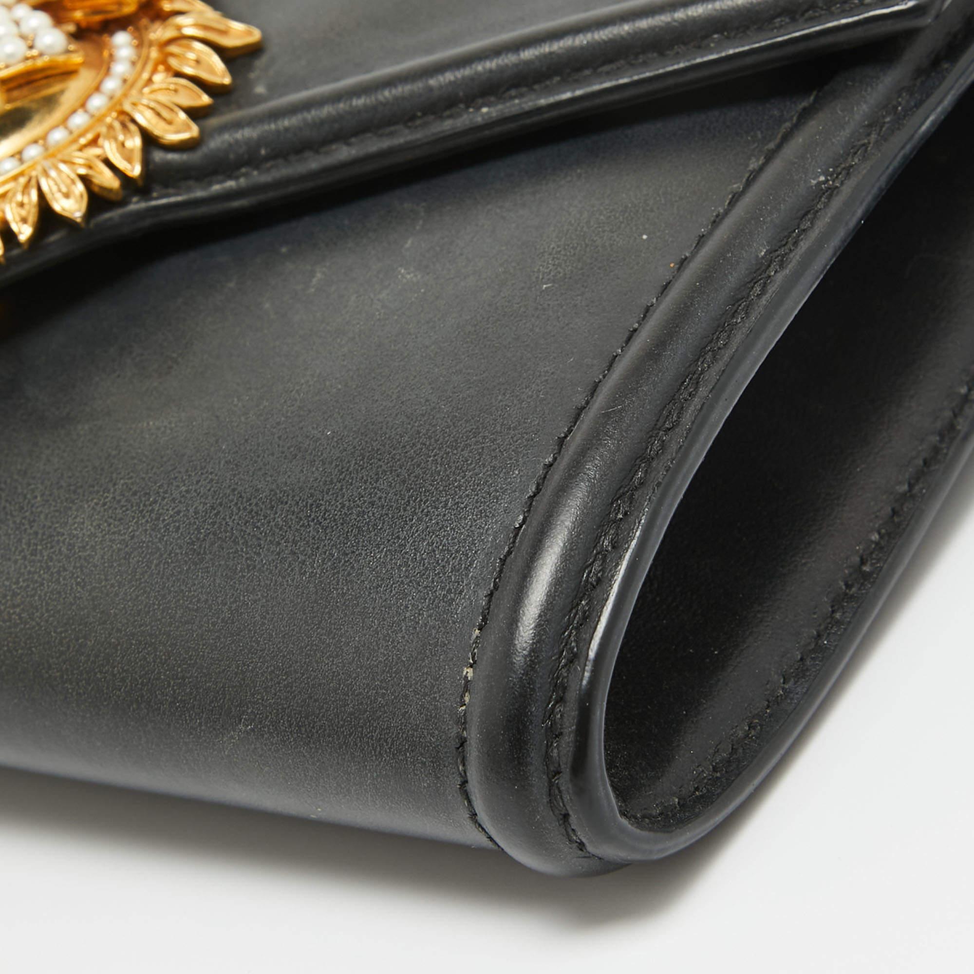 Dolce & Gabbana Black Leather Devotion Belt Bag For Sale 3