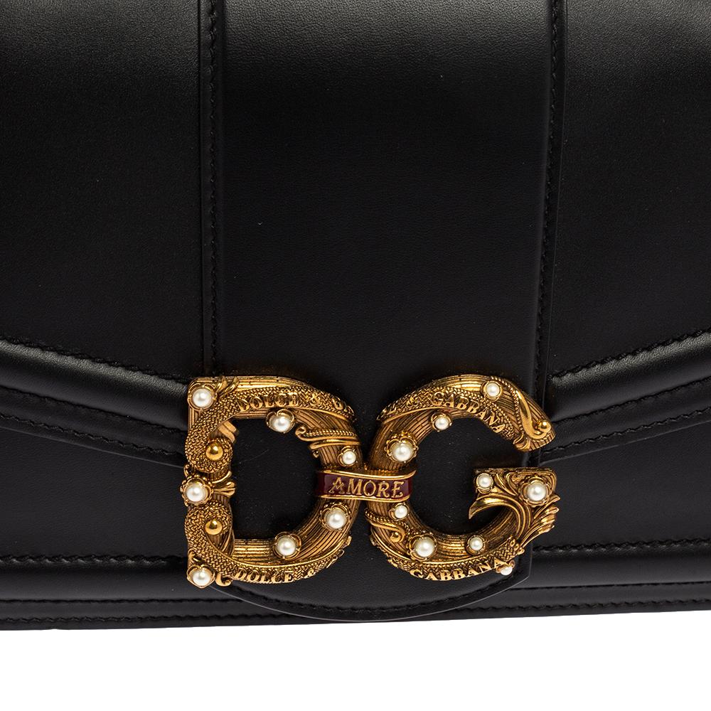 Dolce & Gabbana Black Leather DG Amore Top Handle Bag In Excellent Condition In Dubai, Al Qouz 2