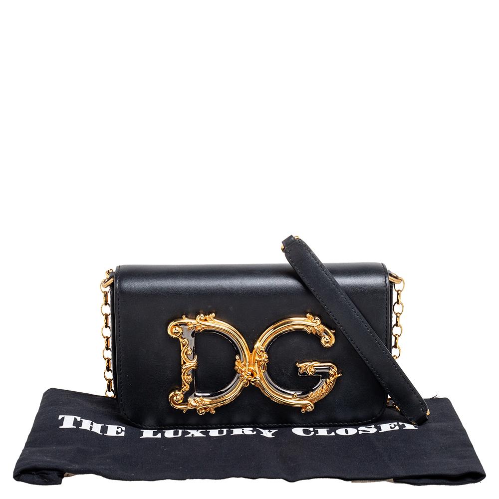 Dolce & Gabbana Black Leather DG Girls Shoulder Bag In Good Condition In Dubai, Al Qouz 2