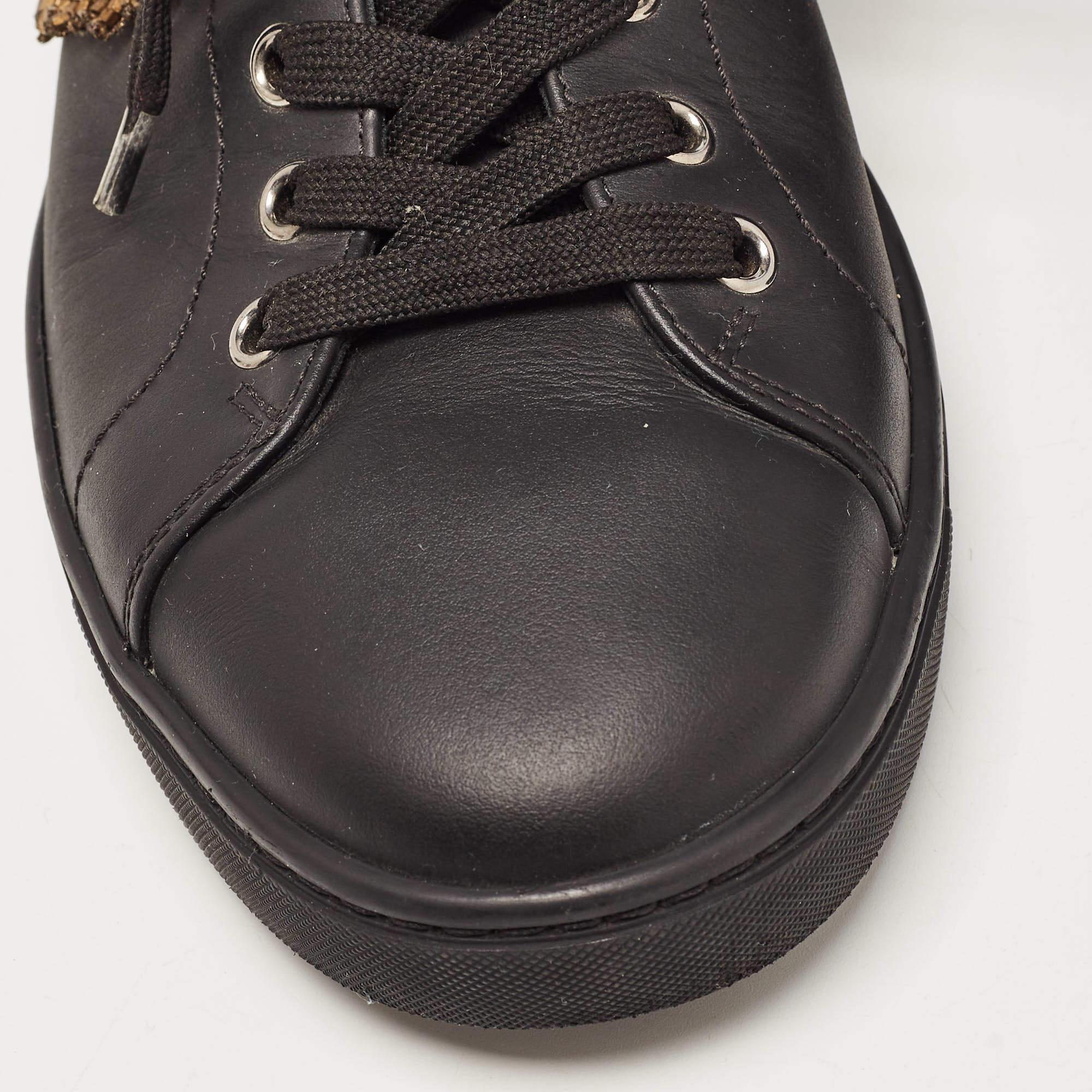 Dolce & Gabbana Black Leather DG Heart Sneakers Size 40 For Sale 3