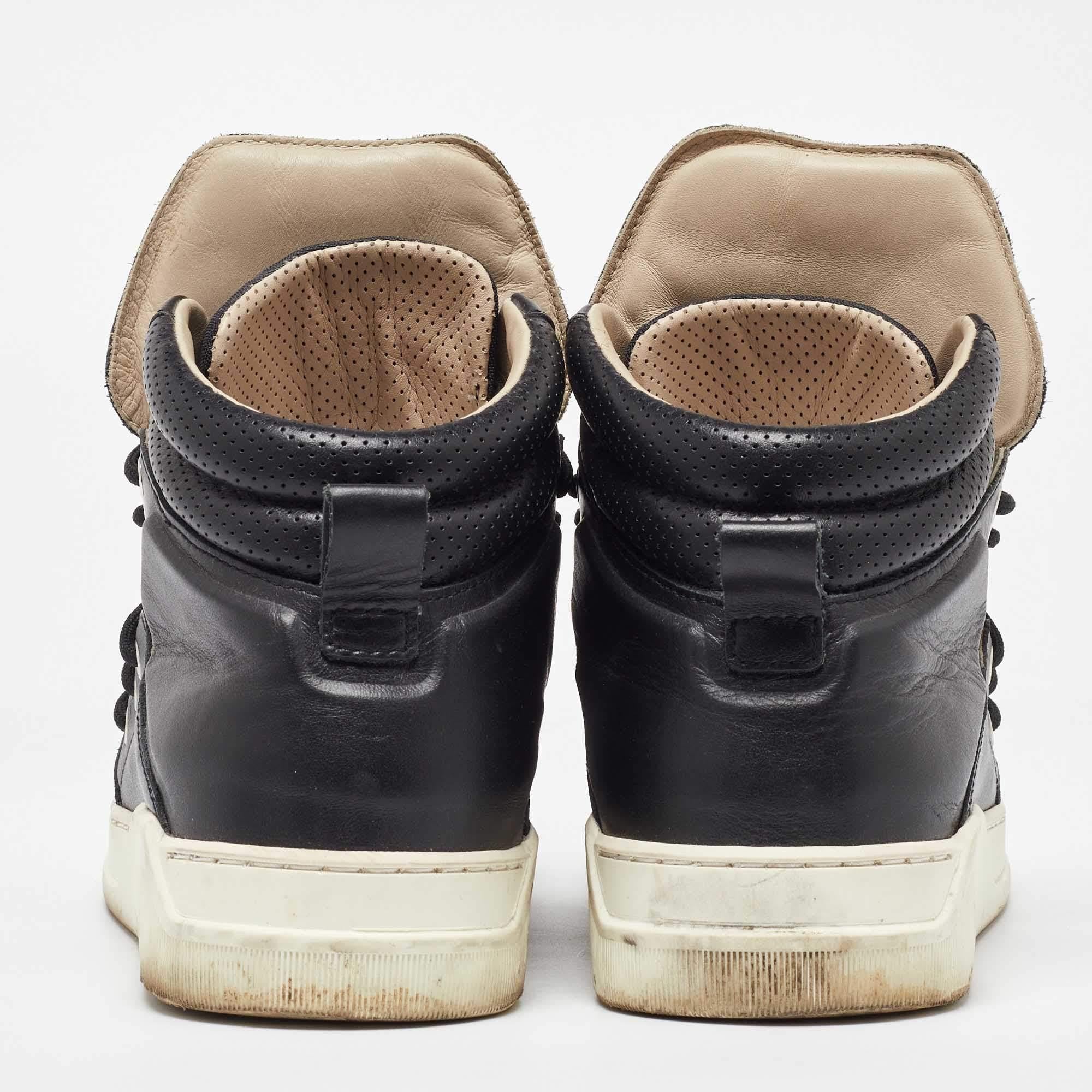Dolce & Gabbana Schwarze Flagge High Top Turnschuhe aus Leder Größe 42 im Angebot 1