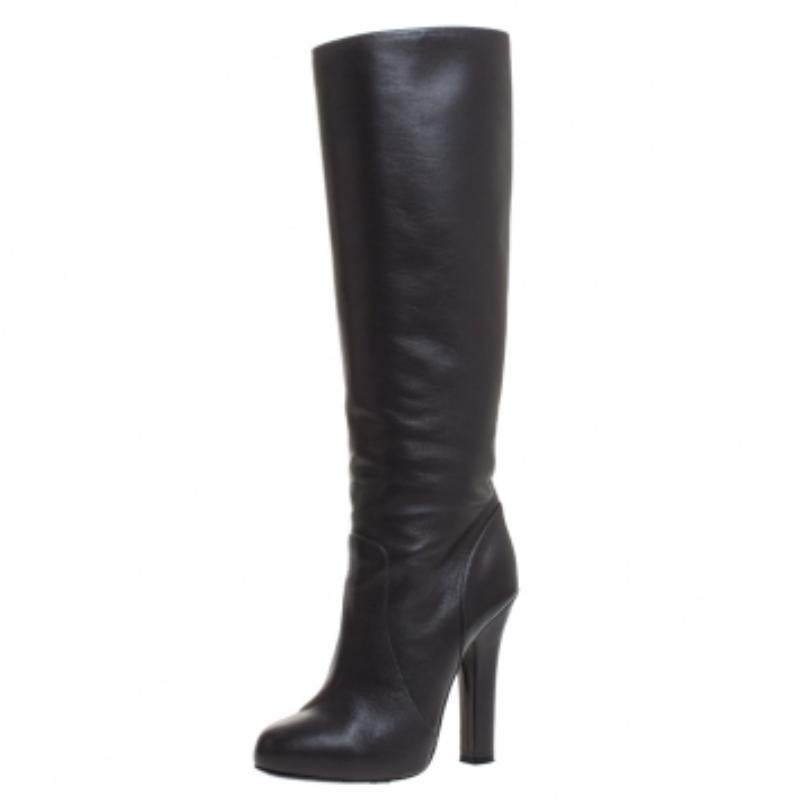 Dolce & Gabbana Schwarze knielange Plateaustiefel aus Leder Größe 36 im Zustand „Gut“ im Angebot in Dubai, Al Qouz 2