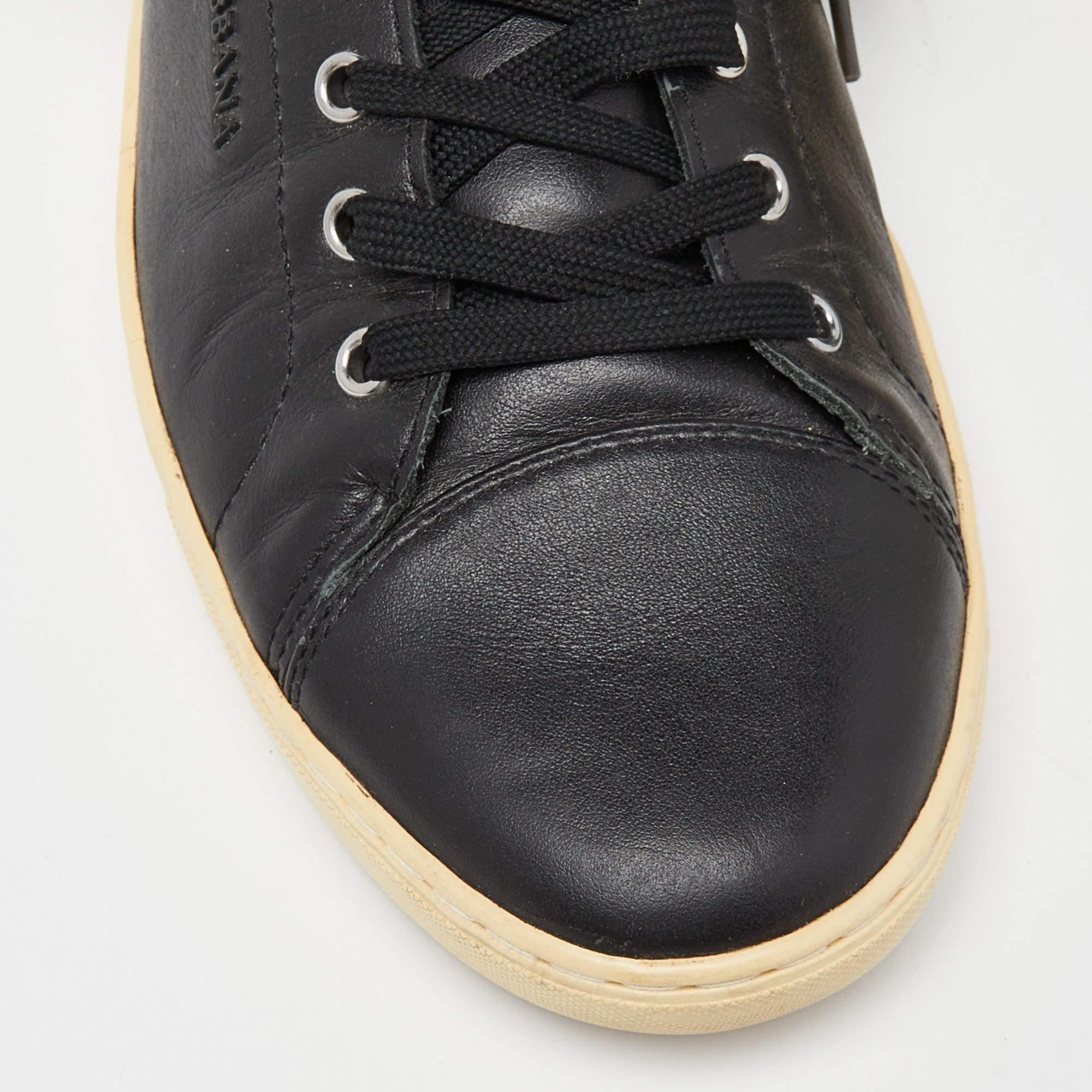 Dolce & Gabbana Black Leather Lace Low Top Sneakers Size 44 For Sale 3