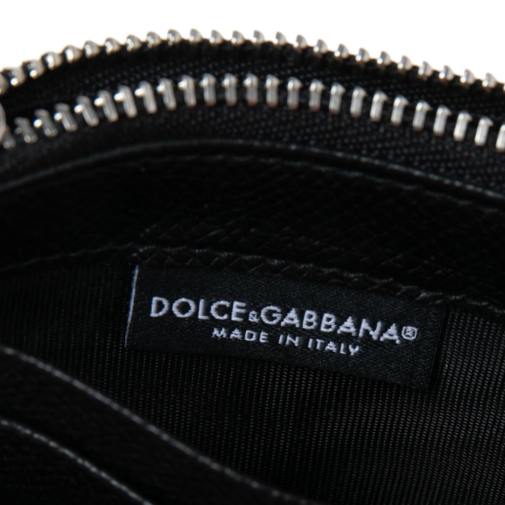 Dolce & Gabbana Black Leather Logo Zip Card Holder In Good Condition In Dubai, Al Qouz 2