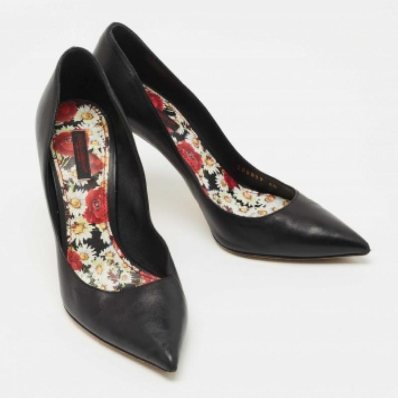 Nero Dolce & Gabbana - Pompe a punta in pelle nera taglia 40 in vendita