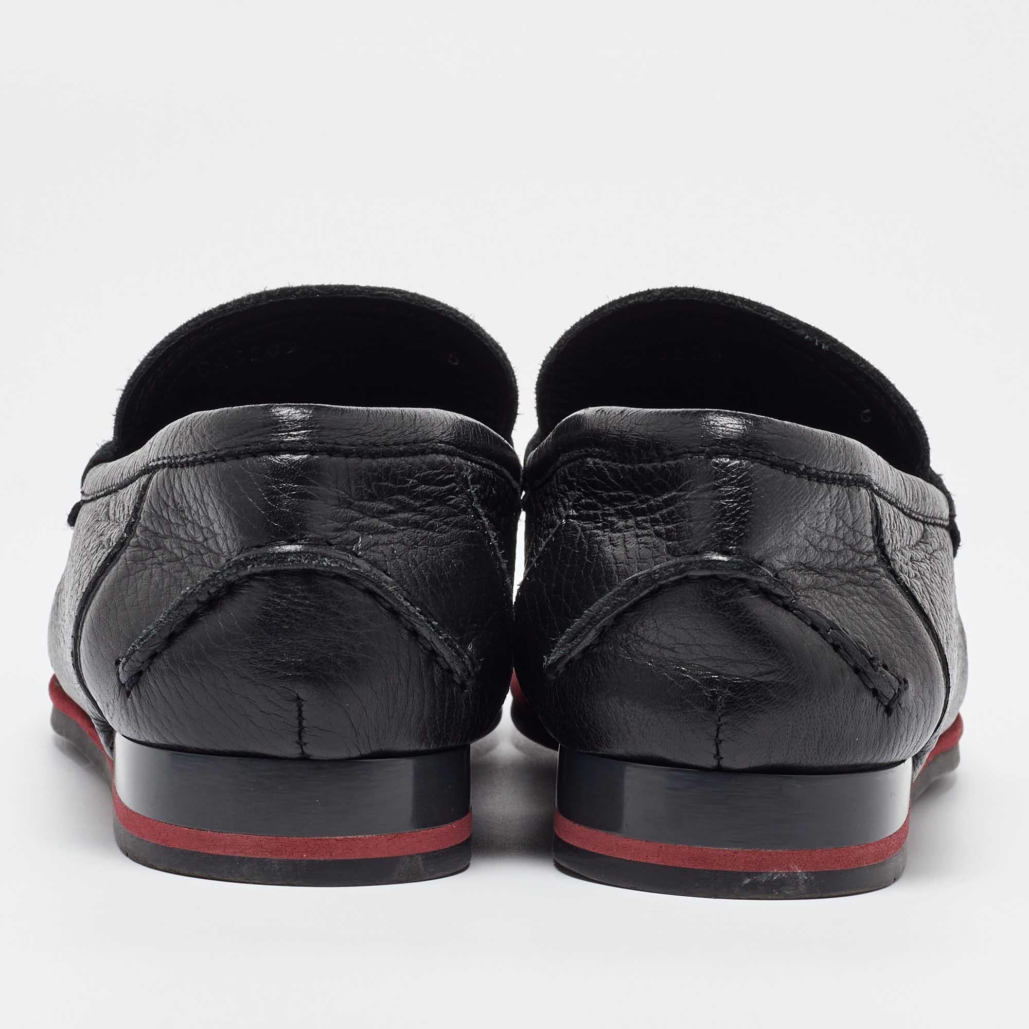 Dolce & Gabbana Schwarzer Leder Slip On Loafers aus Leder Größe 40 im Angebot 1