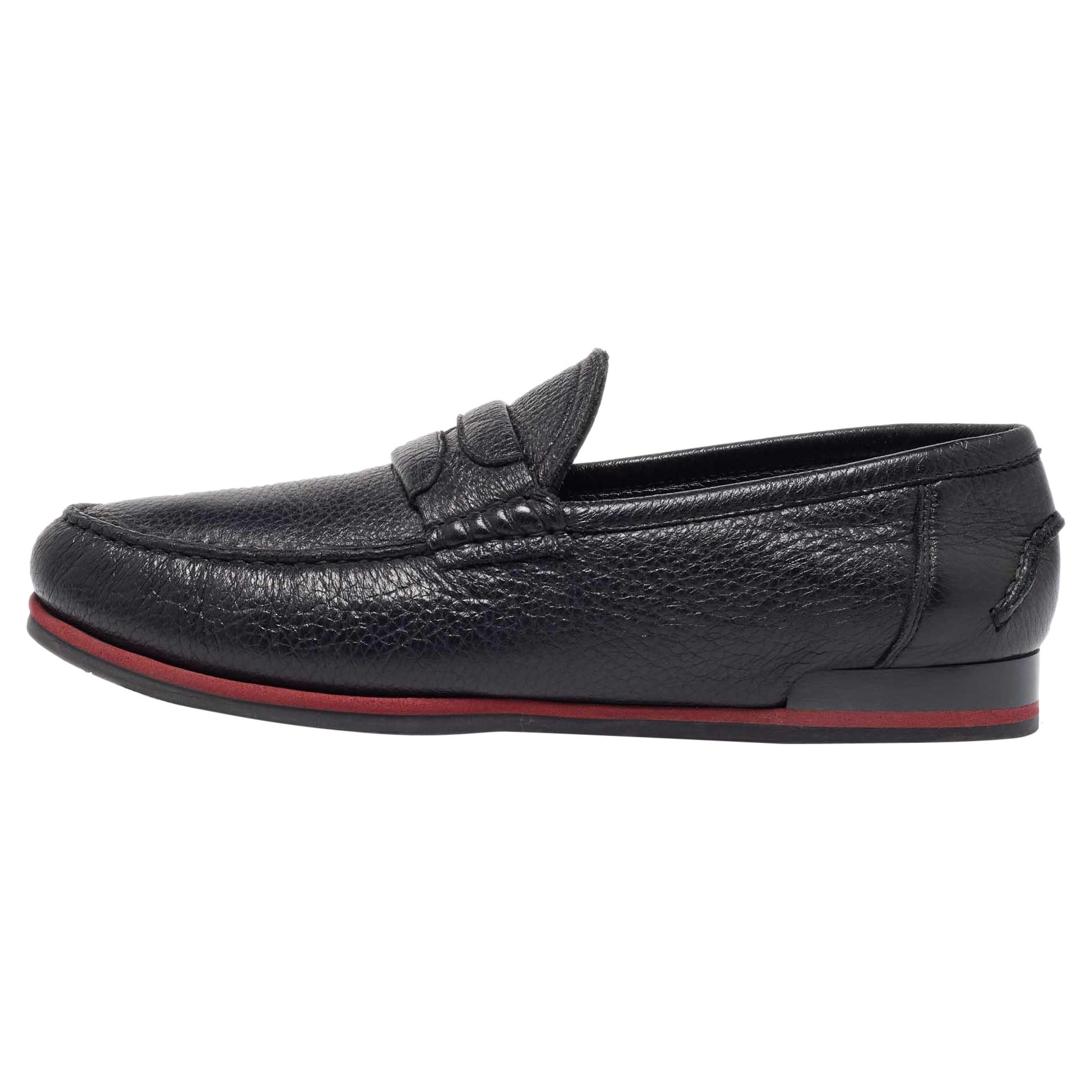 Dolce & Gabbana Schwarzer Leder Slip On Loafers aus Leder Größe 40 im Angebot