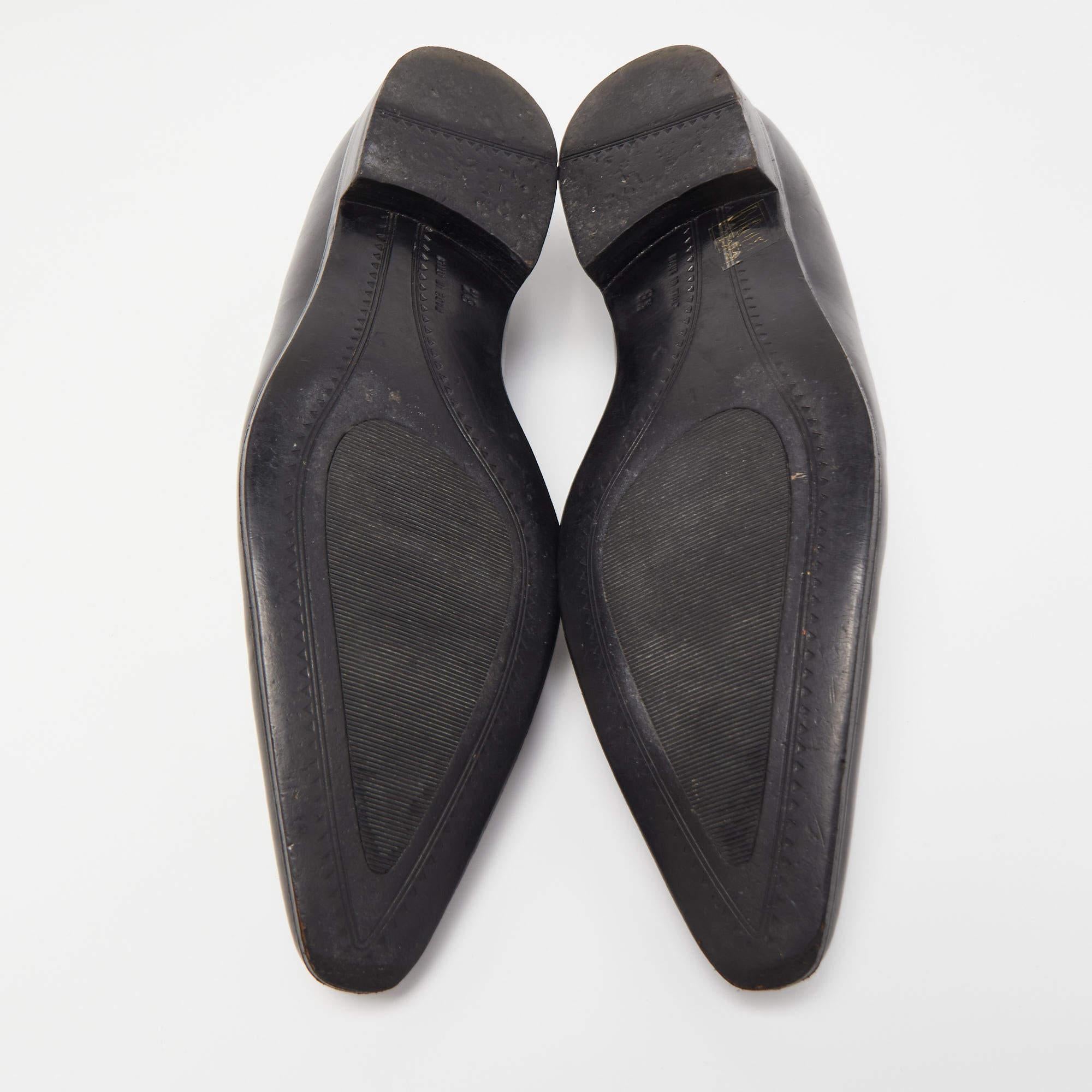 Dolce & Gabbana Black Leather Slip On Loafers Size 42.5 For Sale 2