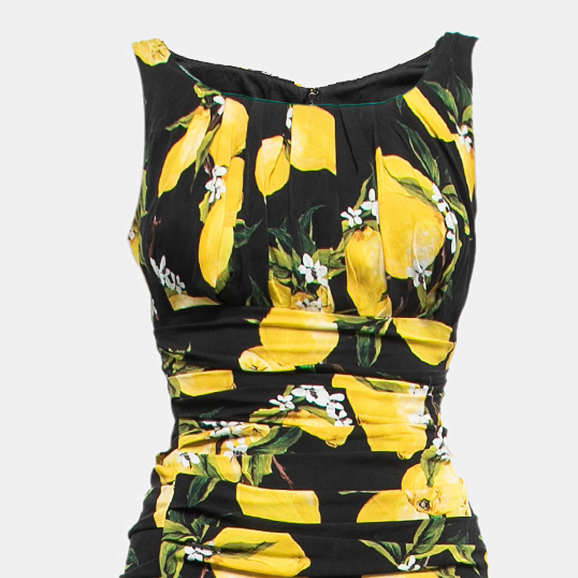 Dolce & Gabbana Black Lemon Printed Silk Ruched Maxi Dress XS In Good Condition In Dubai, Al Qouz 2