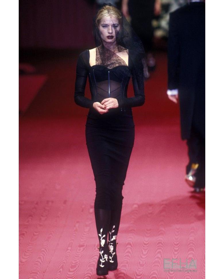 Dolce & Gabbana black long-sleeve corset and maxi skirt ensemble, fw 1997 In Good Condition For Sale In London, GB