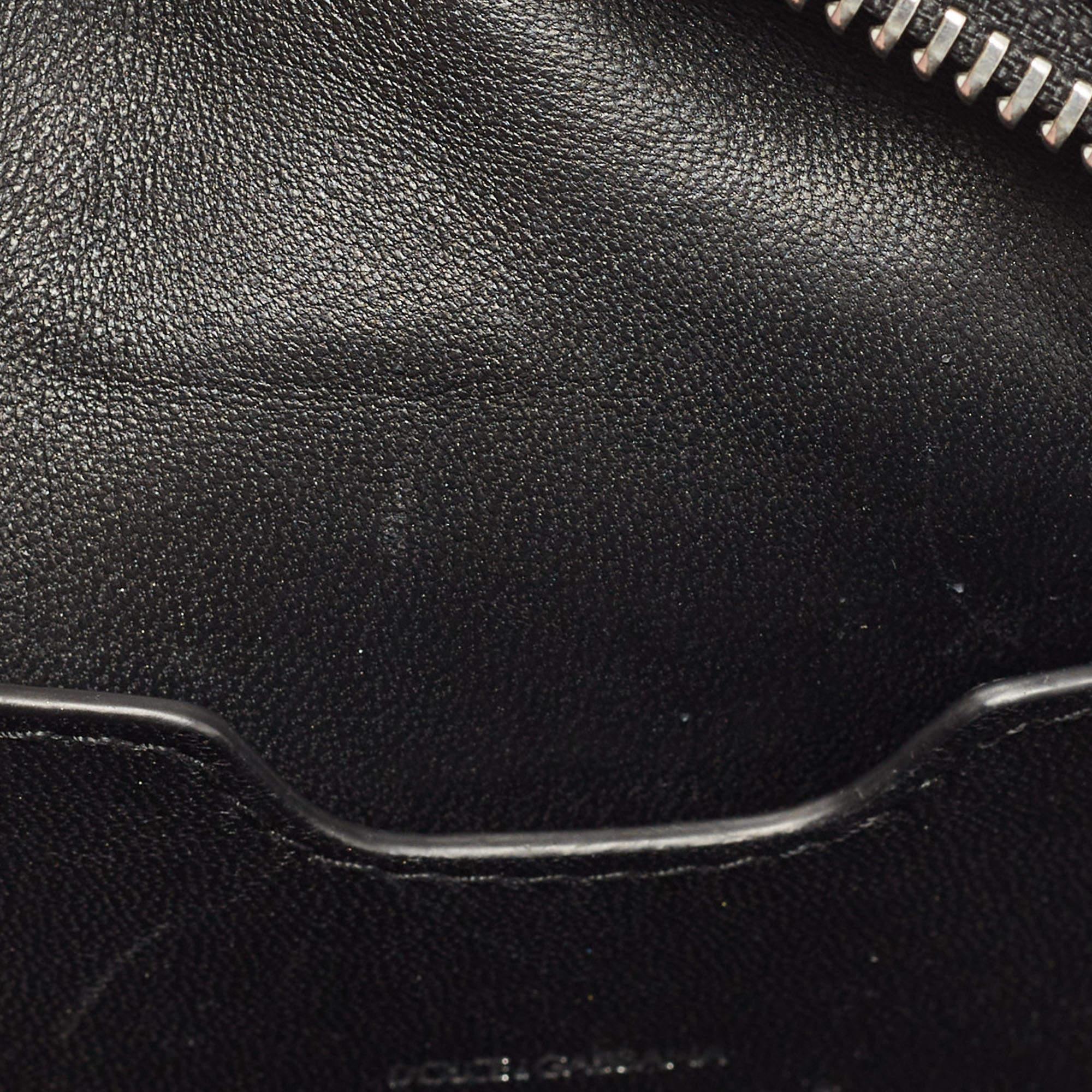 Dolce & Gabbana Black Matelasse Leather Devotion Camera Crossbody Bag 4