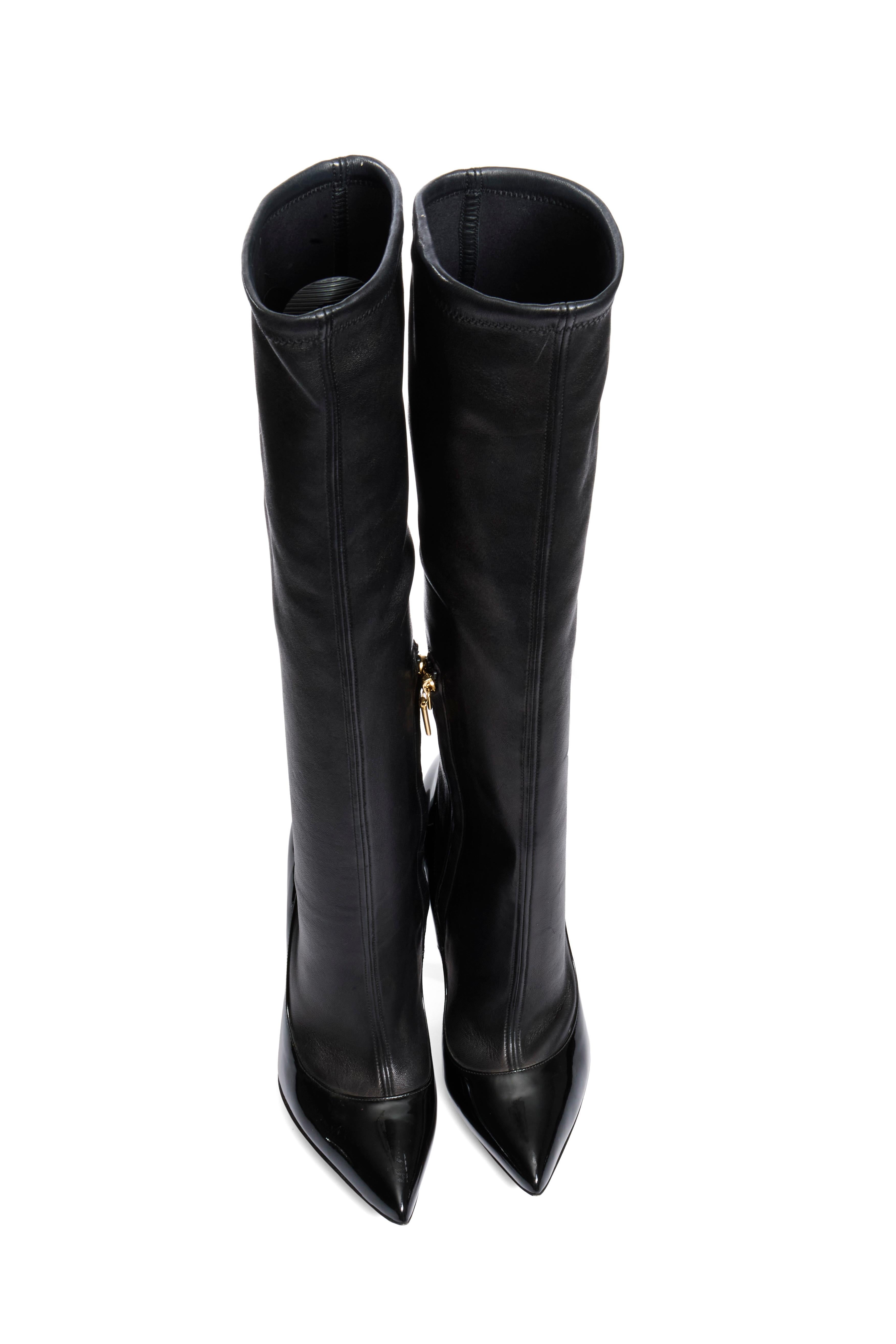 Dolce & Gabbana - Bottes à talon aiguille en cuir nappa et en cuir verni - Noir FW13 en vente 4