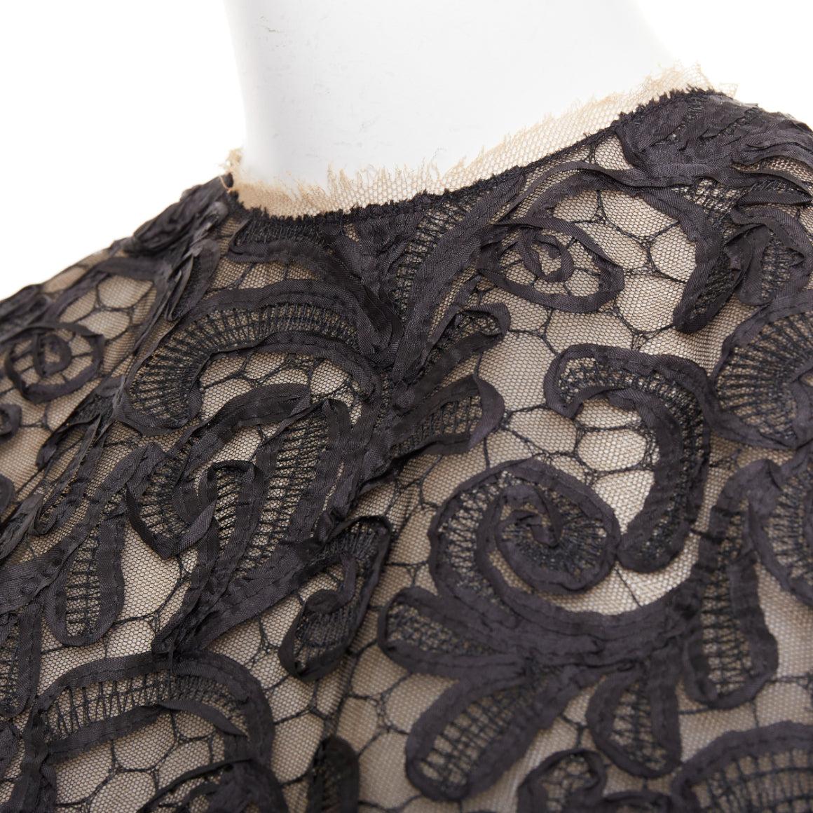 DOLCE GABBANA nero nudo sovrapposizione applique pizzo girocollo crop top IT40 S
Riferimento: MECG/A00183
Marchio: Dolce & Gabbana
Designer: Domenico Dolce & Stefano Gabbana
Materiale: Pizzo
Colore: Nero, Nudo
Modello: Pizzo
Chiusura: zip
Fodera: