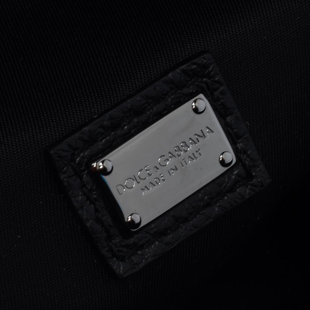 Dolce & Gabbana Black Nylon and Leather Messenger Bag In Good Condition In Dubai, Al Qouz 2